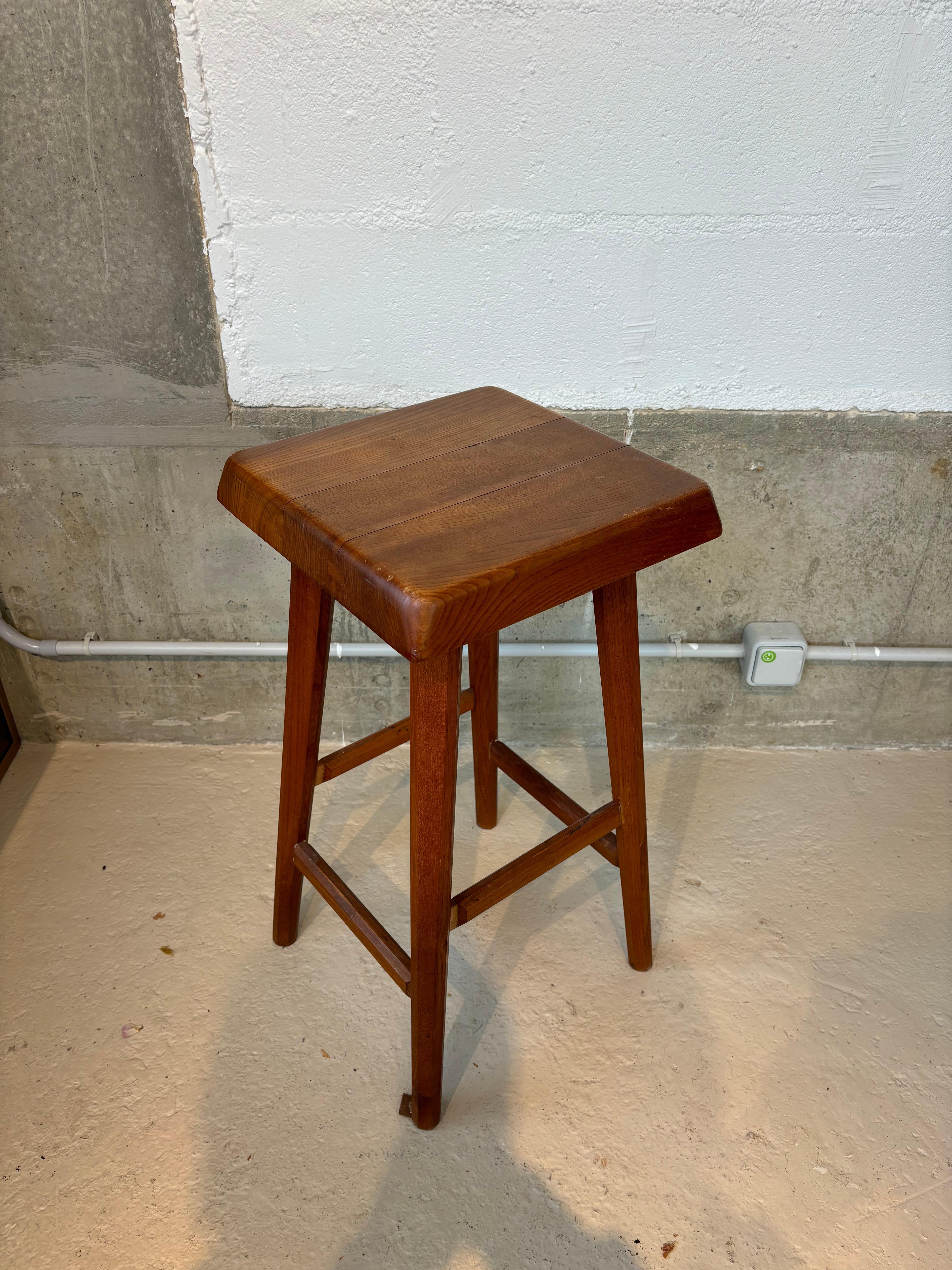 Hoher hocker von Pierre Chapo (Moderne der Mitte des Jahrhunderts) im Angebot