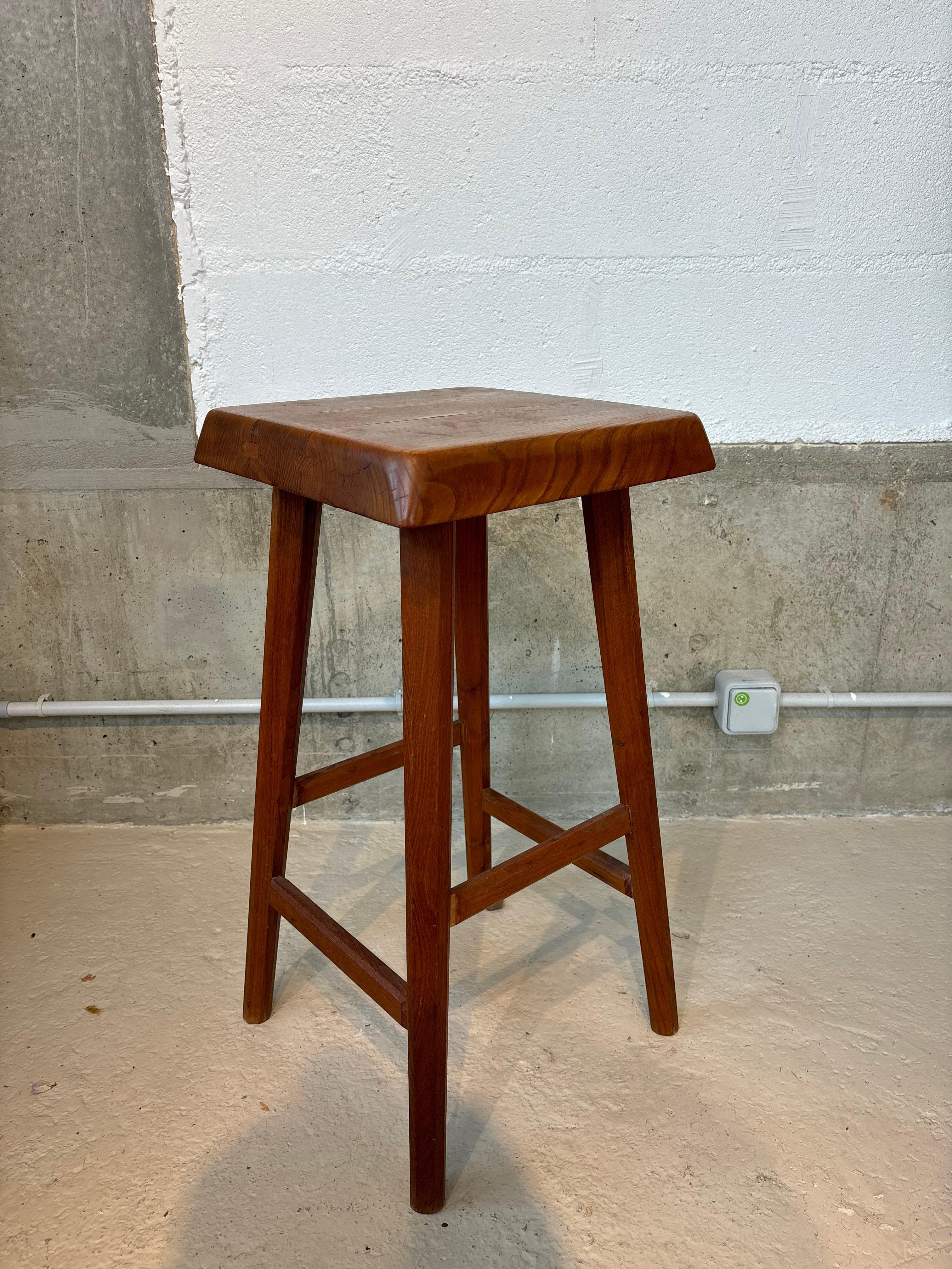 Hoher hocker von Pierre Chapo im Angebot 1
