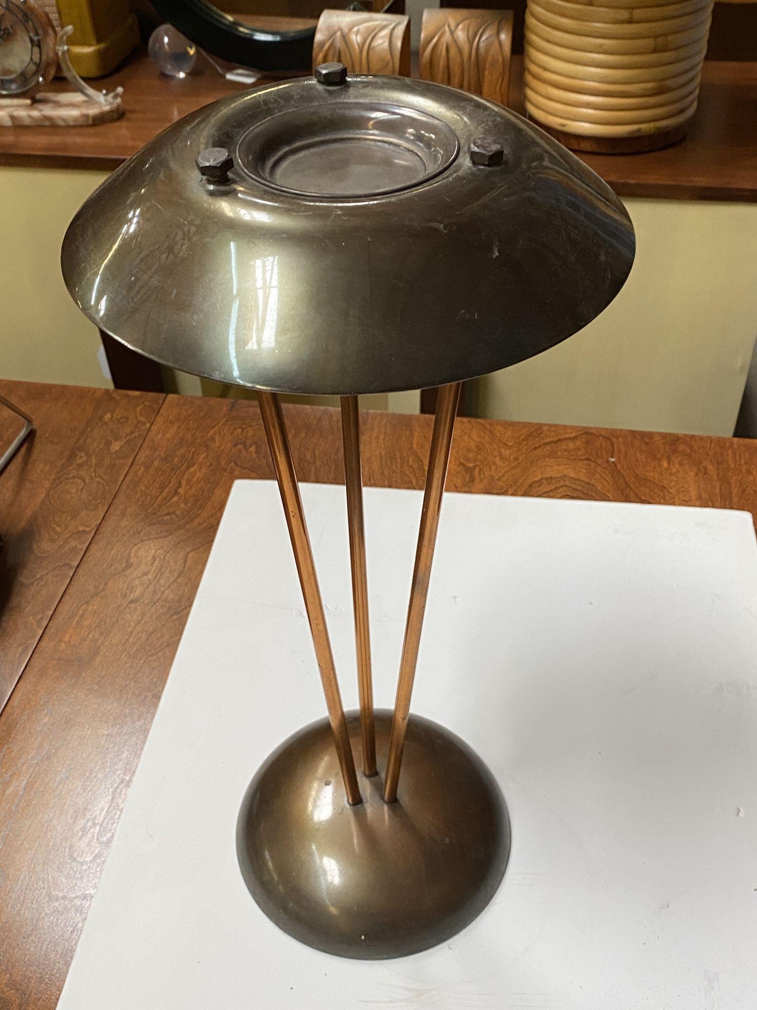 High Style Machine Age Bronze and Copper Art Deco Ashtray In Excellent Condition For Sale In Van Nuys, CA