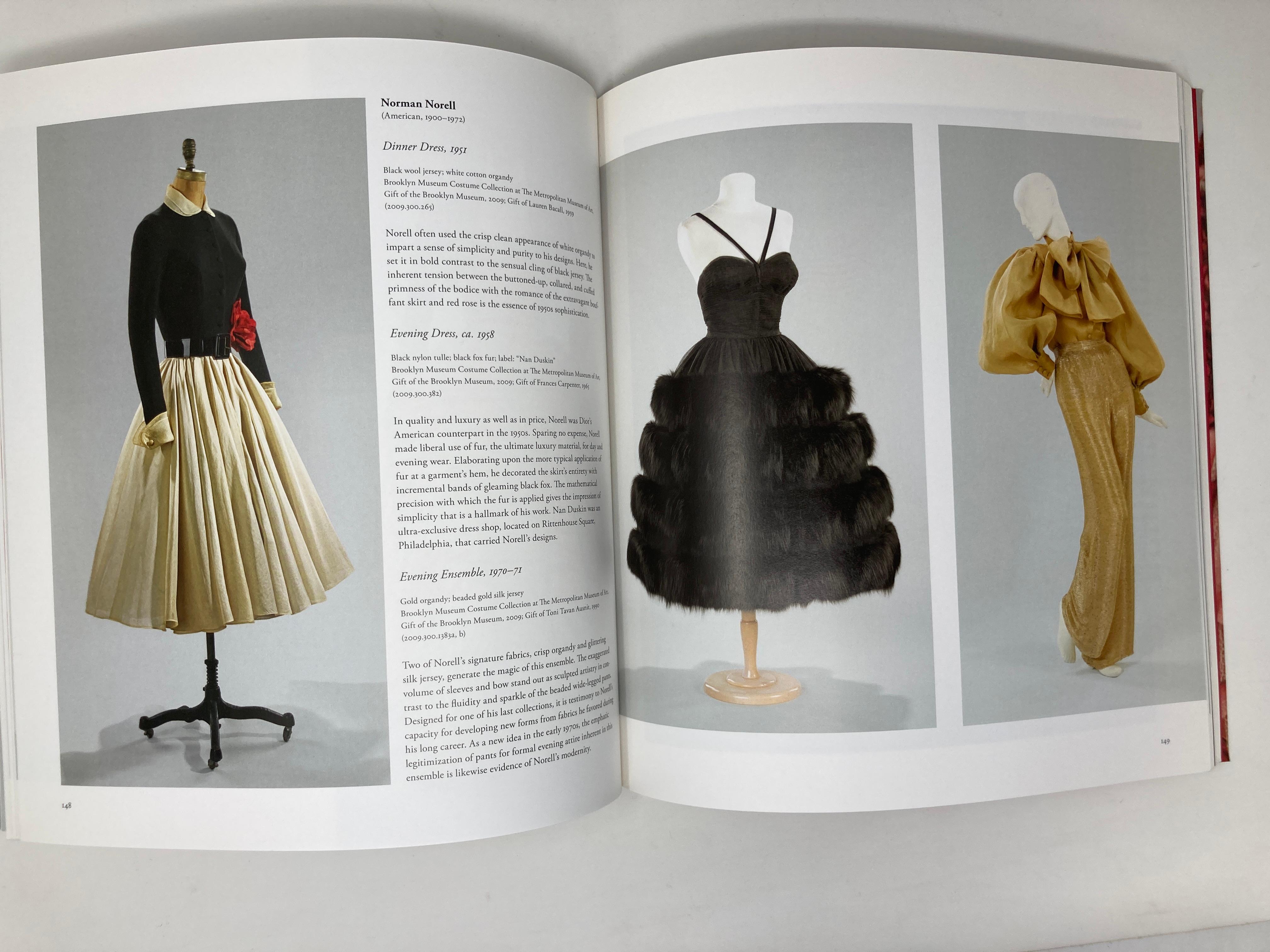 Alto stile: Opere d'arte della collezione di costumi del Brooklyn Museum in vendita 7