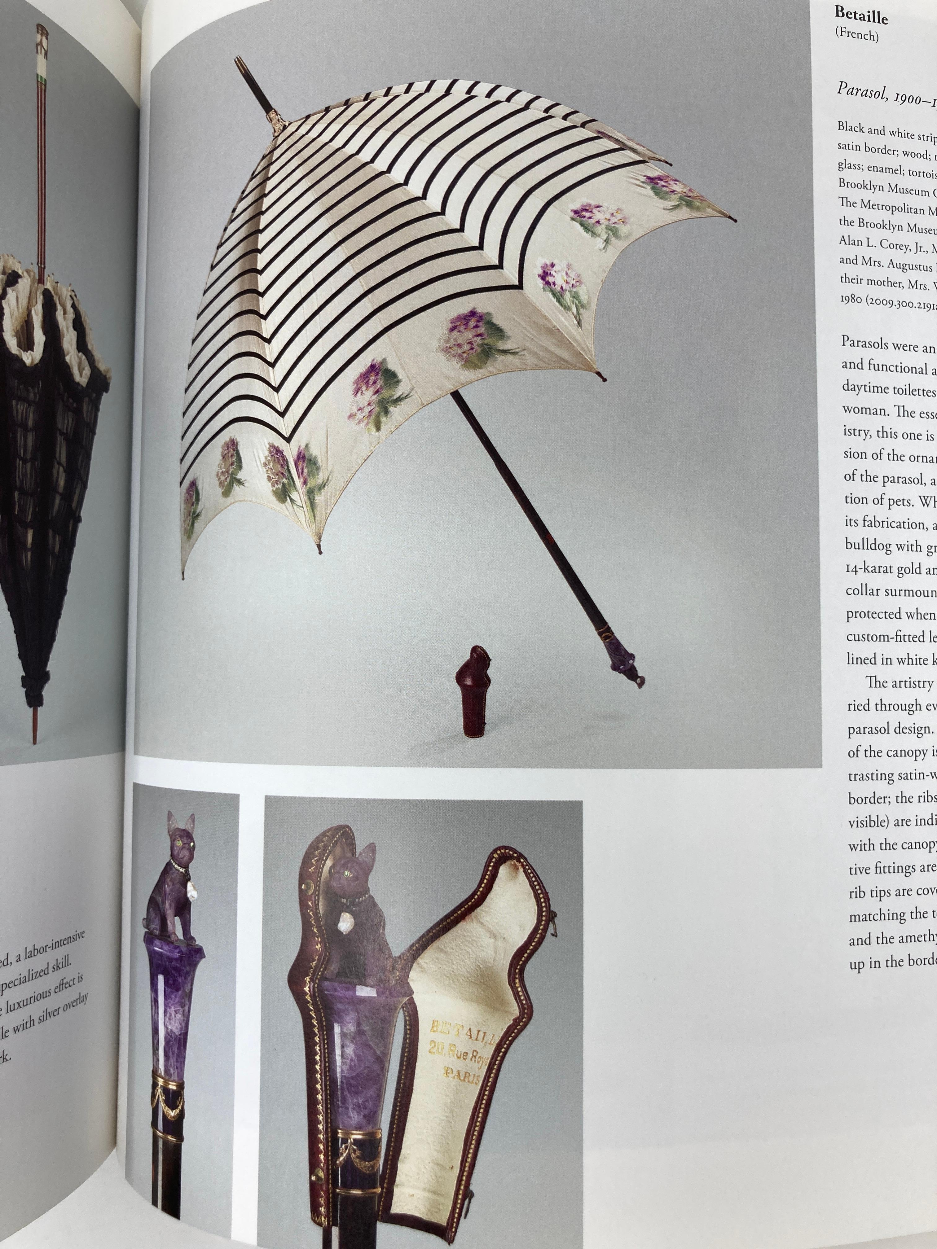 Alto stile: Opere d'arte della collezione di costumi del Brooklyn Museum in vendita 9