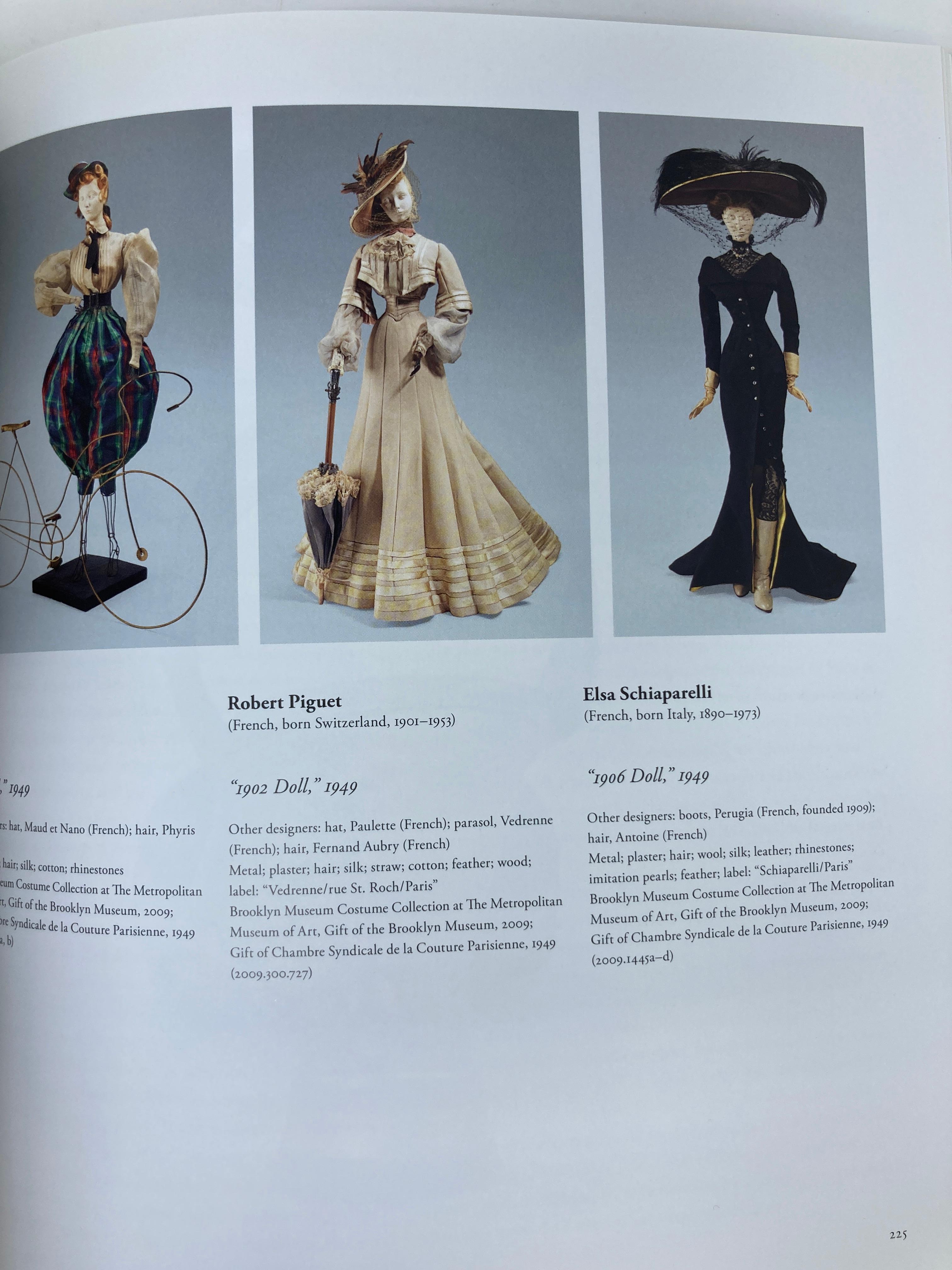 Alto stile: Opere d'arte della collezione di costumi del Brooklyn Museum in vendita 11