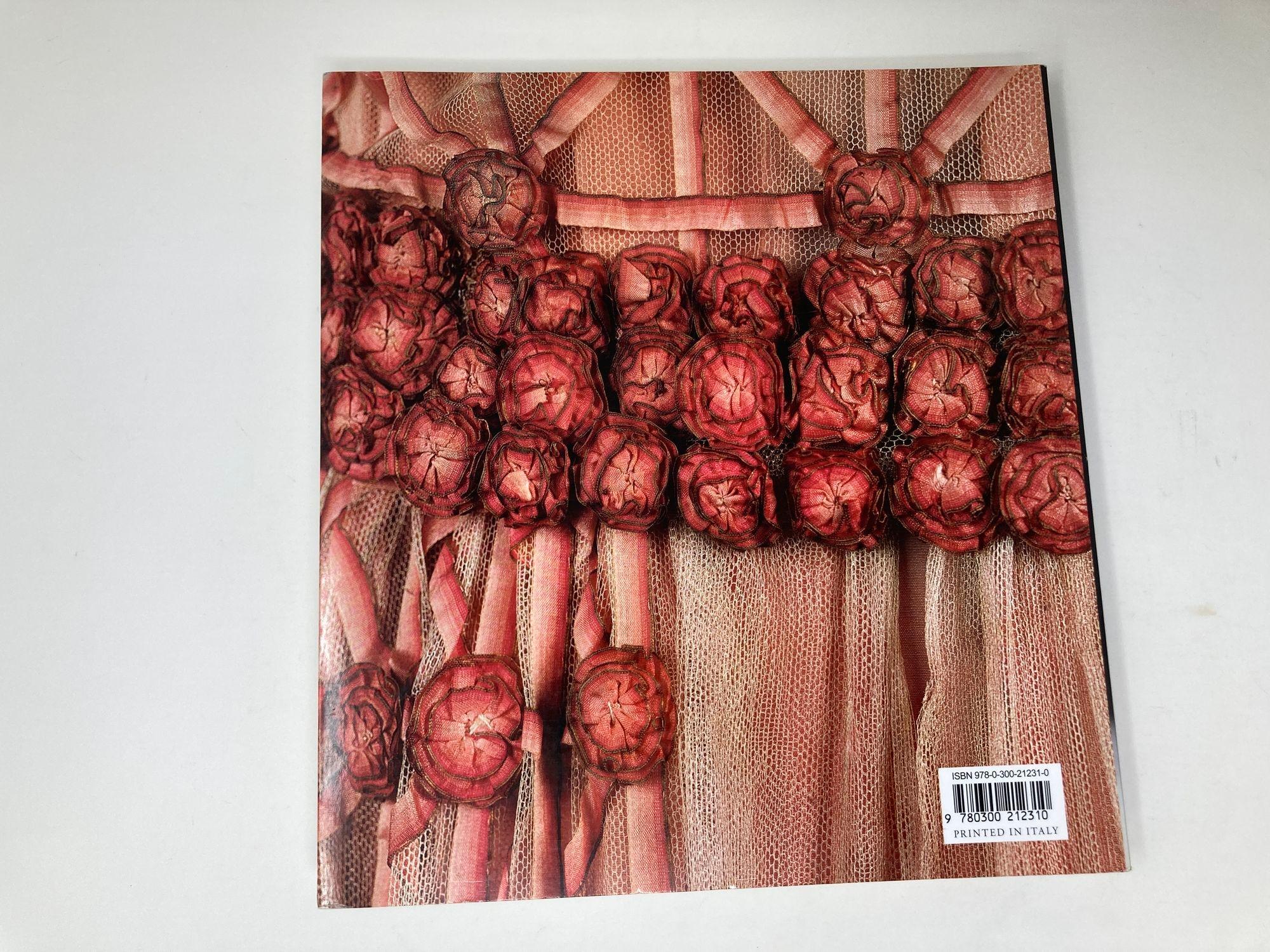 Américain Le grand style : Chefs-d'œuvre de la collection de costumes du Brooklyn Museum en vente