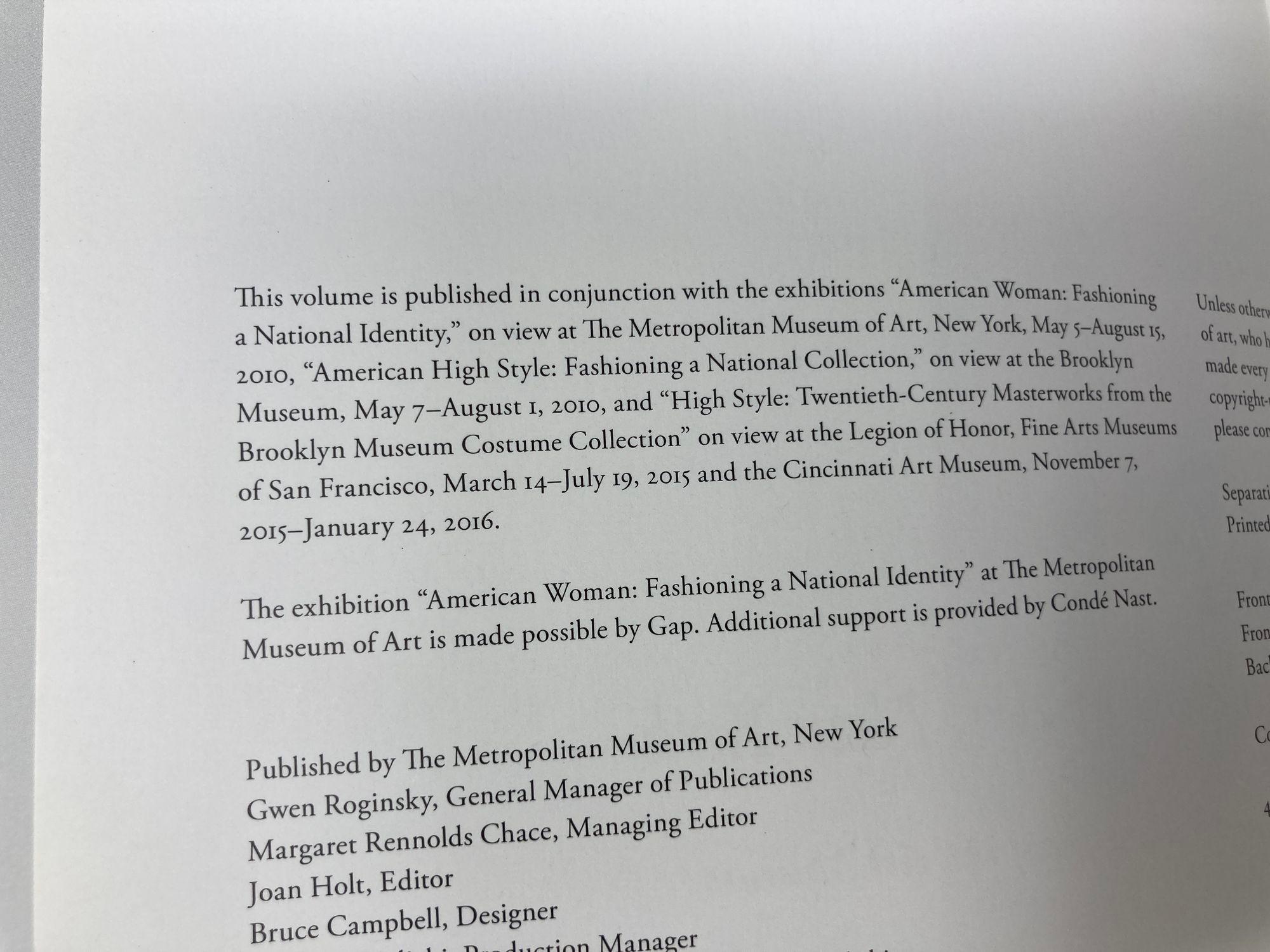 XXIe siècle et contemporain Le grand style : Chefs-d'œuvre de la collection de costumes du Brooklyn Museum en vente