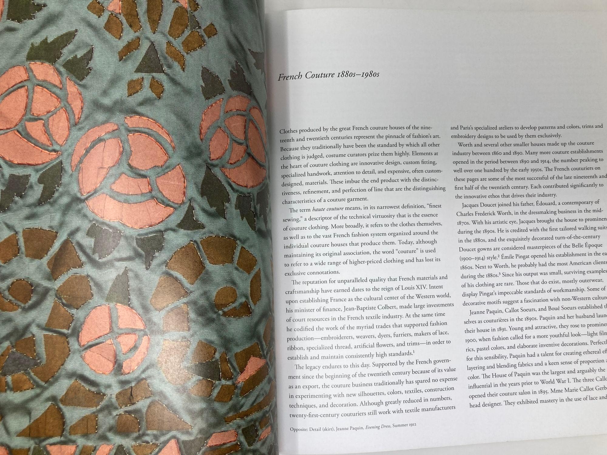 Le grand style : Chefs-d'œuvre de la collection de costumes du Brooklyn Museum en vente 1