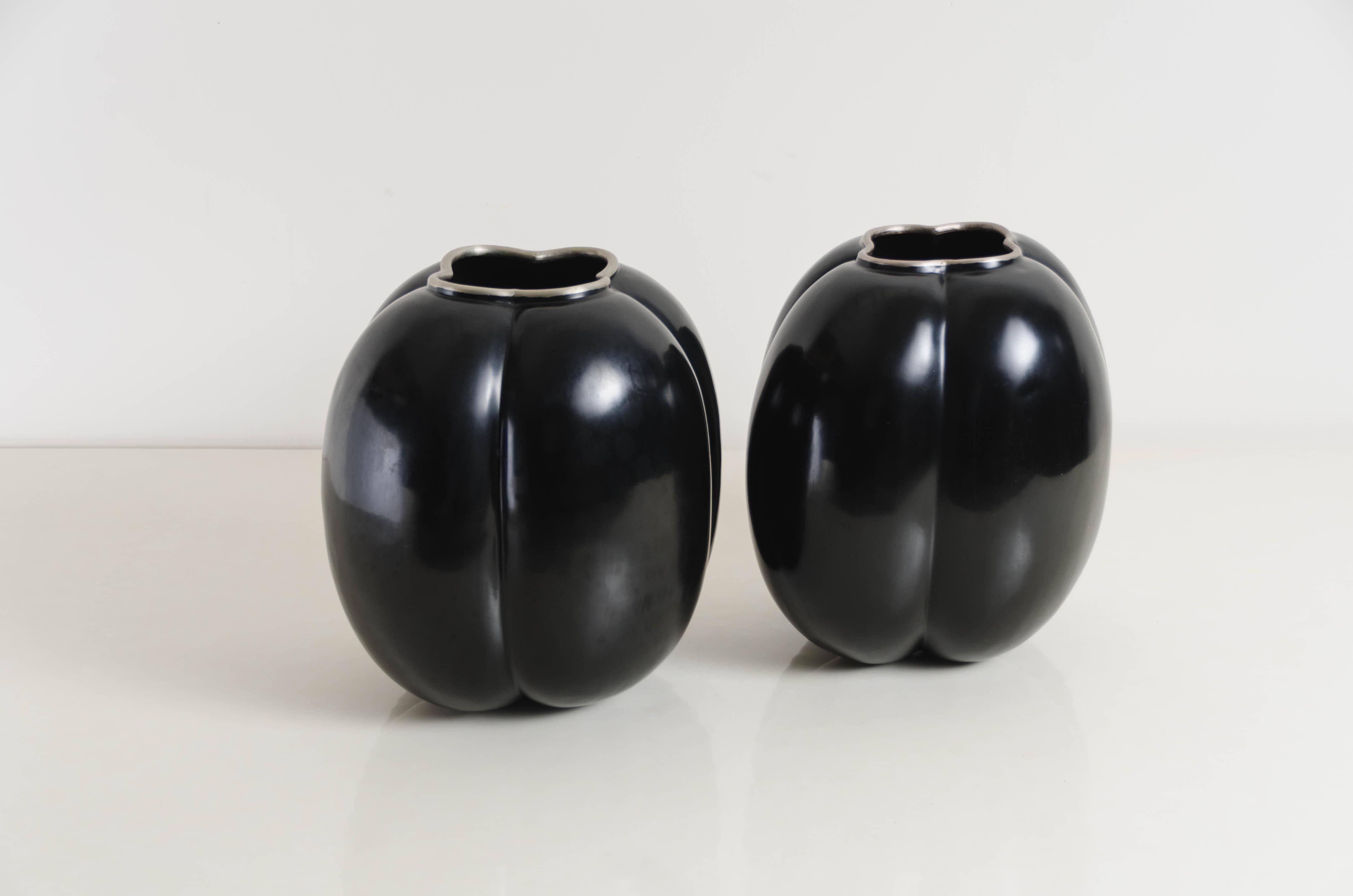 High Tang Vase, Black Lacquer by Robert Kuo, Handmade, Limited Edition For Sale 1