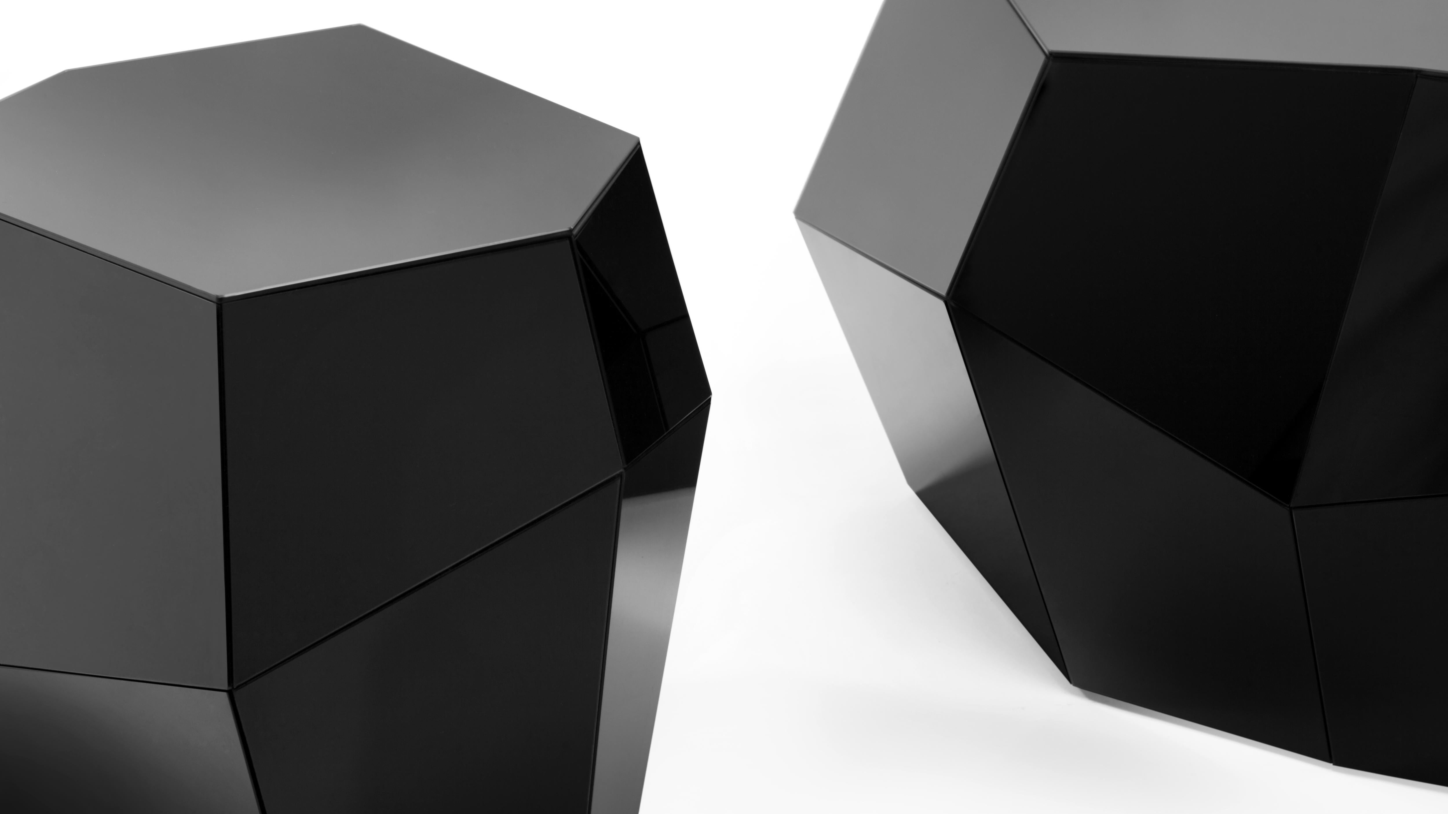 High Three Rocks Black Side Table by InsidherLand In New Condition For Sale In Geneve, CH