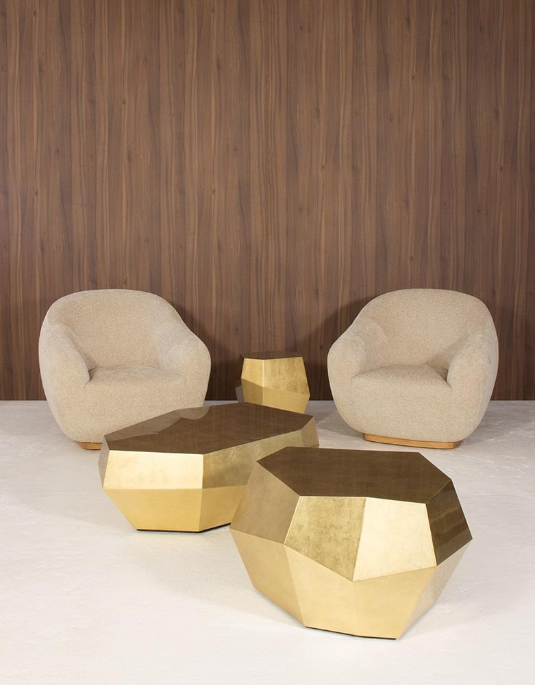 High Three Rocks Gold Leaf Side Table by InsidherLand In New Condition For Sale In Geneve, CH