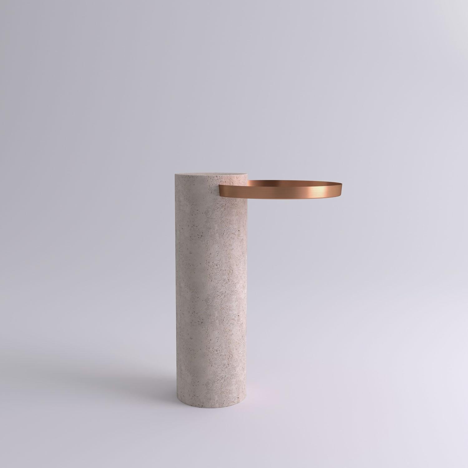 High travertine contemporary guéridon, Sebastian Herkner
Dimensions: D 42 x H 57 cm
Materials: Travertine stone, copper

The salute table exists in 3 sizes, 4 different marble stones for the column and 5 different finishes for the tray for a