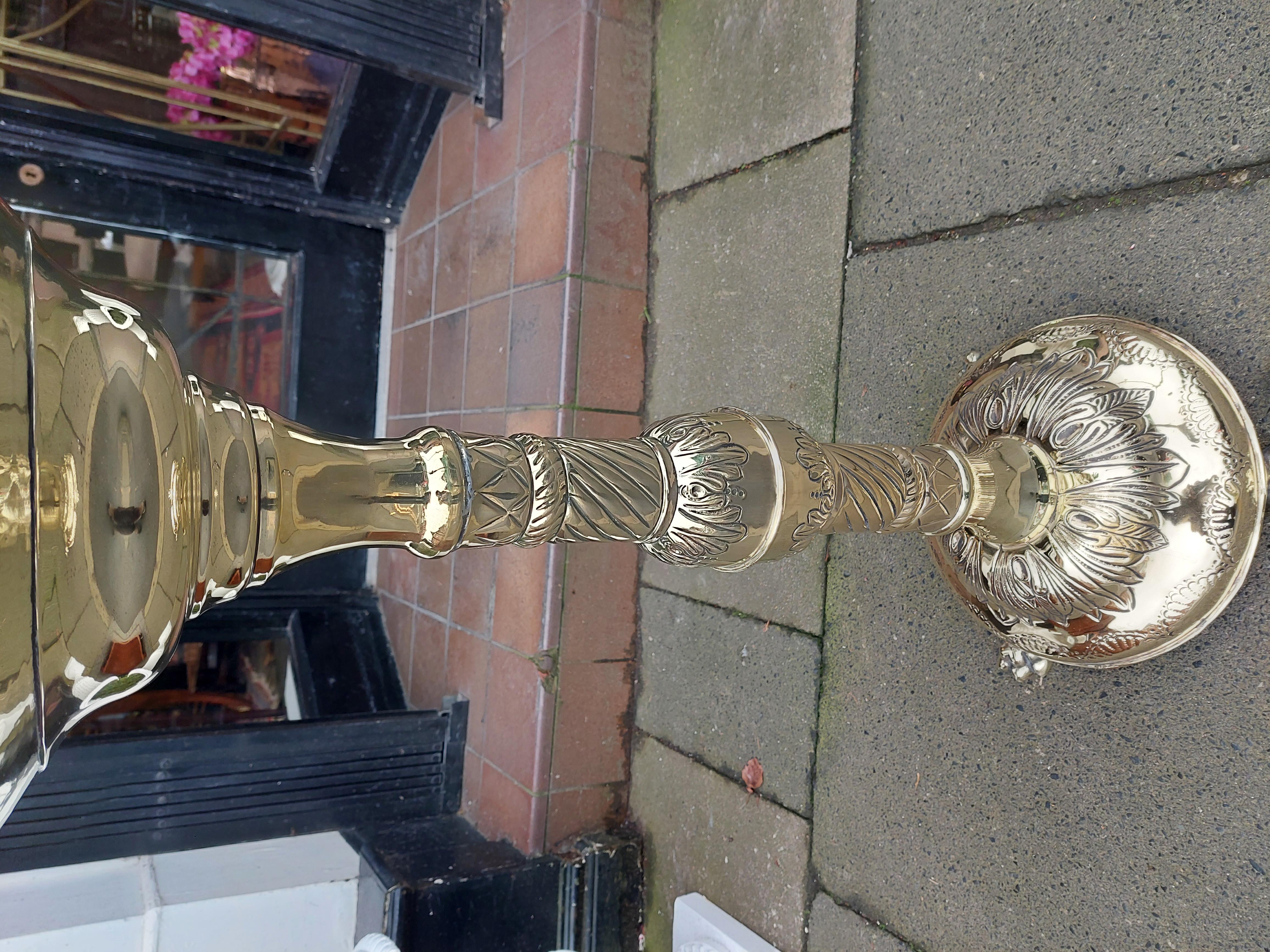 High Victorian Brass Pedestal Jardinière Planter In Good Condition In Altrincham, GB
