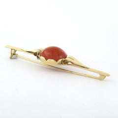 High Victorian Brooch with coral 14k gold 6.0 grams