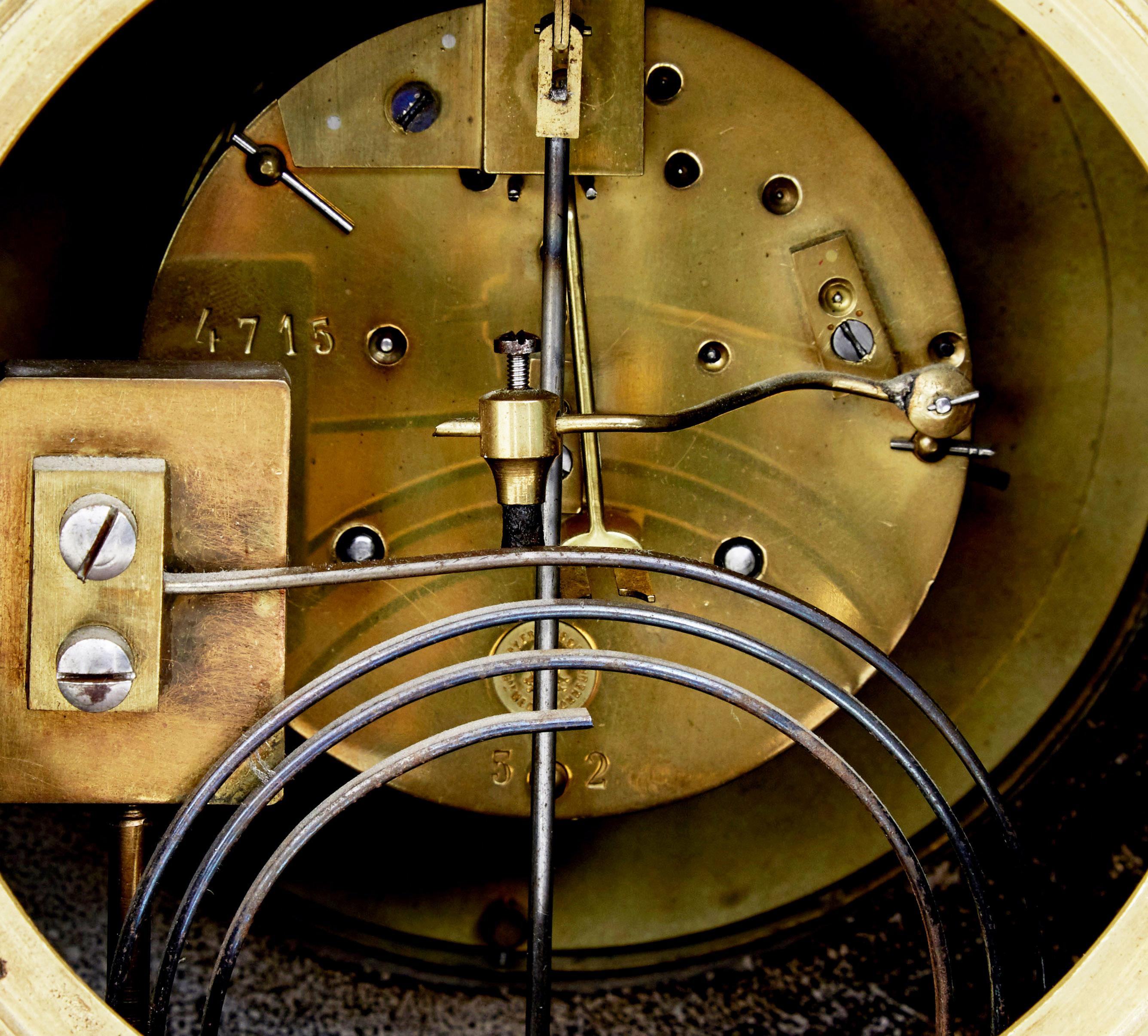 High Victorian inlaid black marble mantel clock In Good Condition For Sale In Debenham, Suffolk