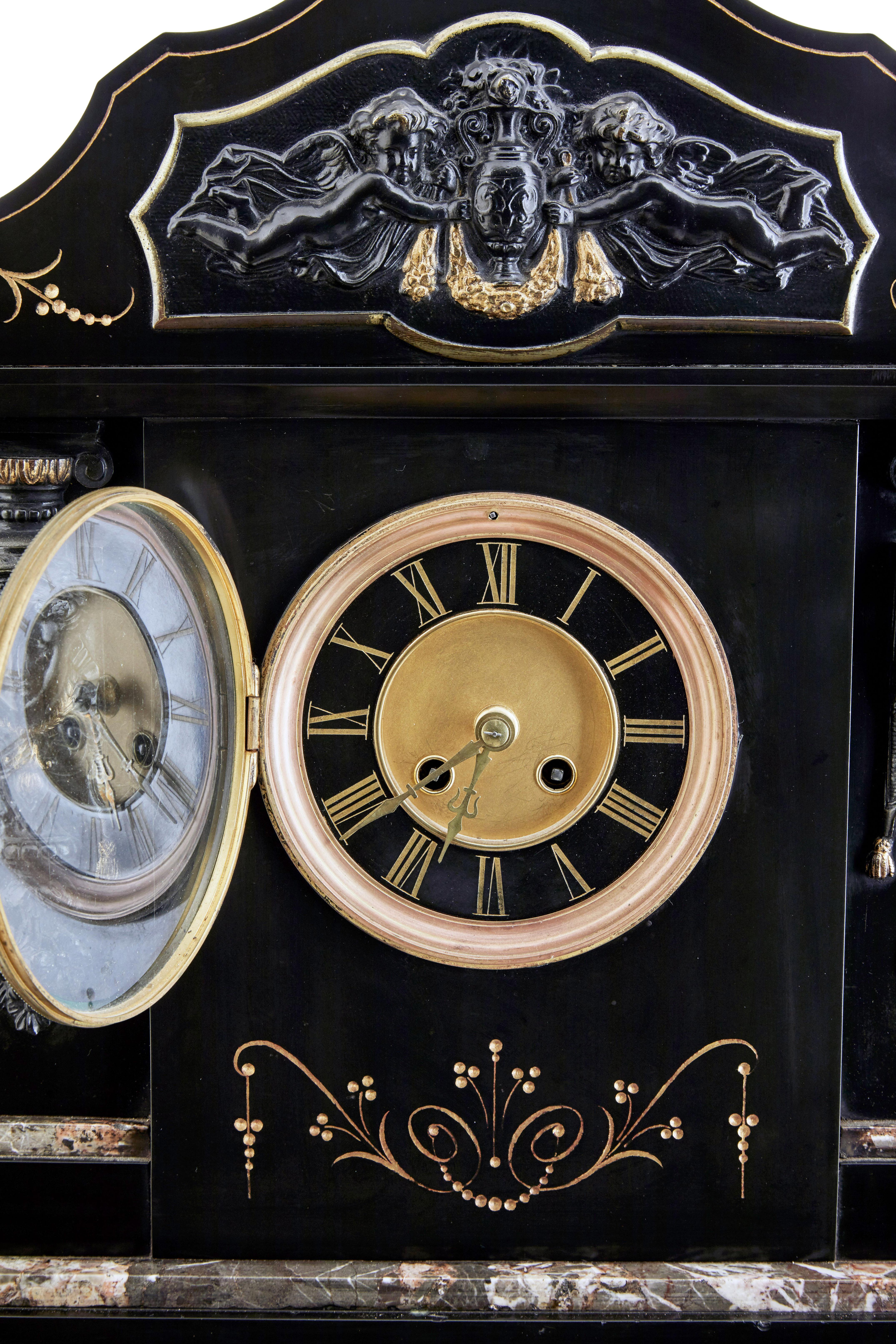 XIXe siècle Haute horloge de cheminée victorienne en marbre noir incrusté en vente