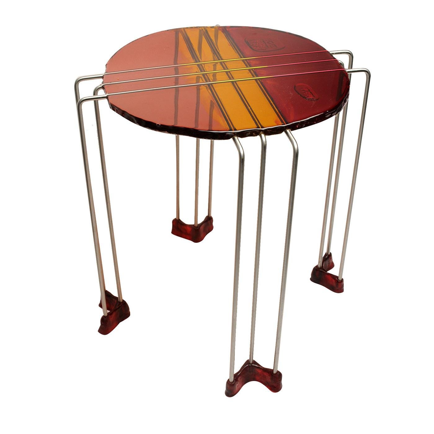 Beistelltisch aus Hartharz, entworfen von Gaetano Pesce 1995 für die Collection'S Fish Design.