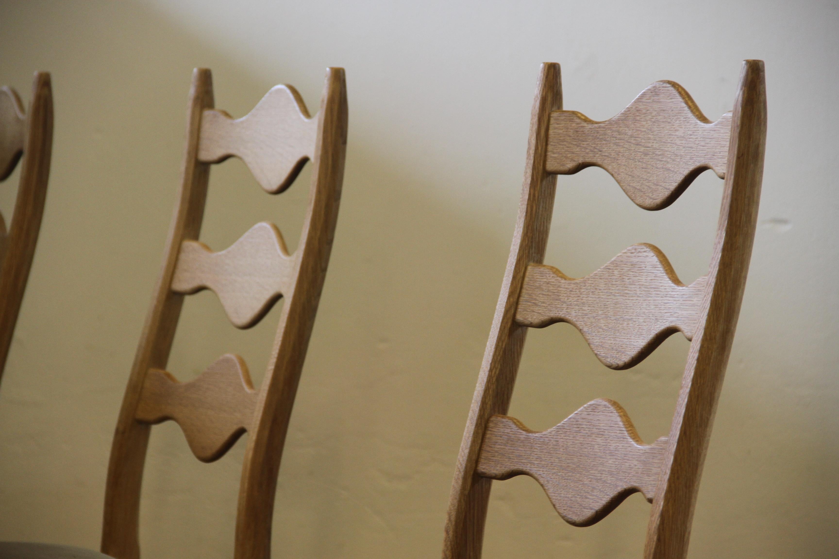 Highback / Ladderback light Oak Chairs style of Henning Kjærnulf, 1960s In Good Condition For Sale In Store Heddinge, DK