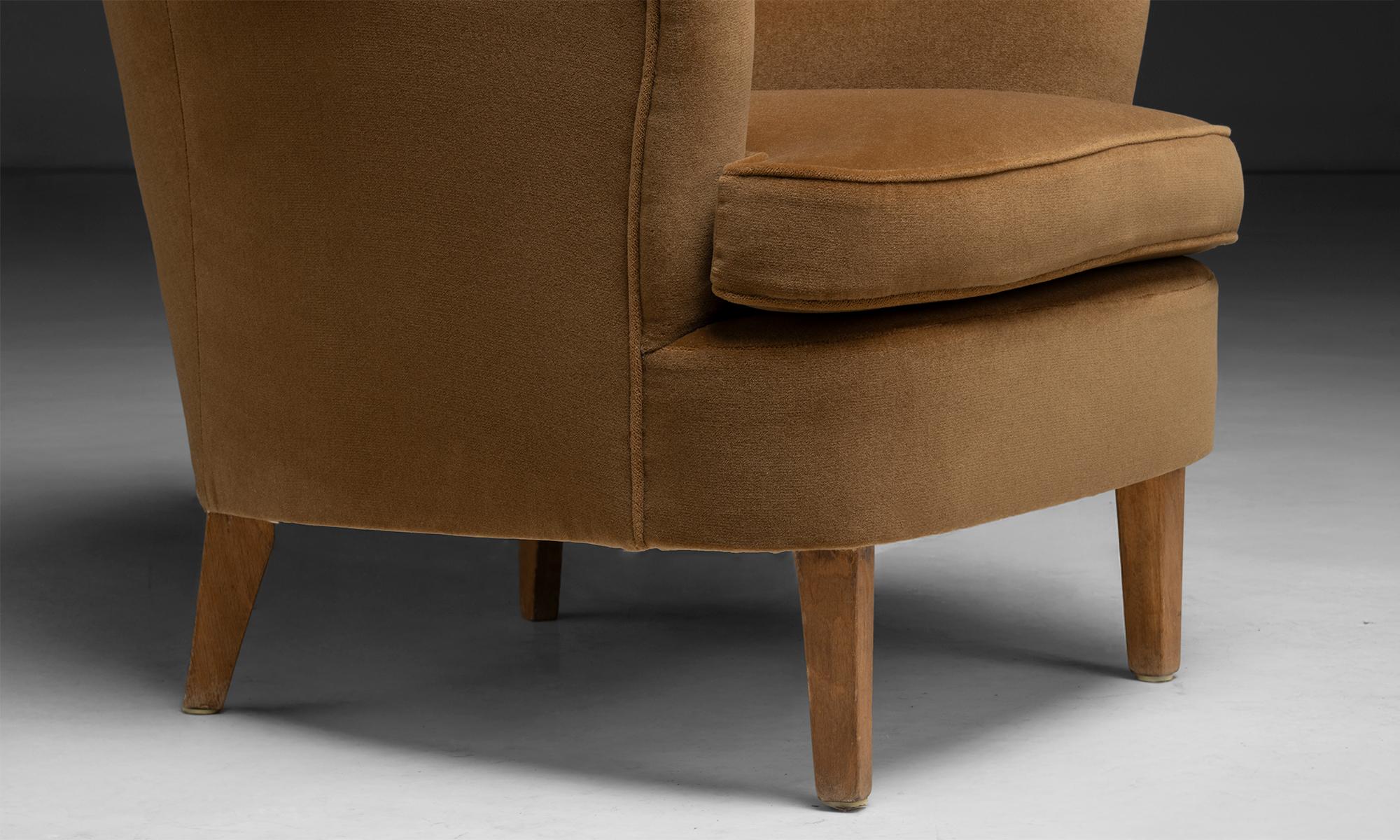 Wool Highback Lounge Chair, America 1950 For Sale