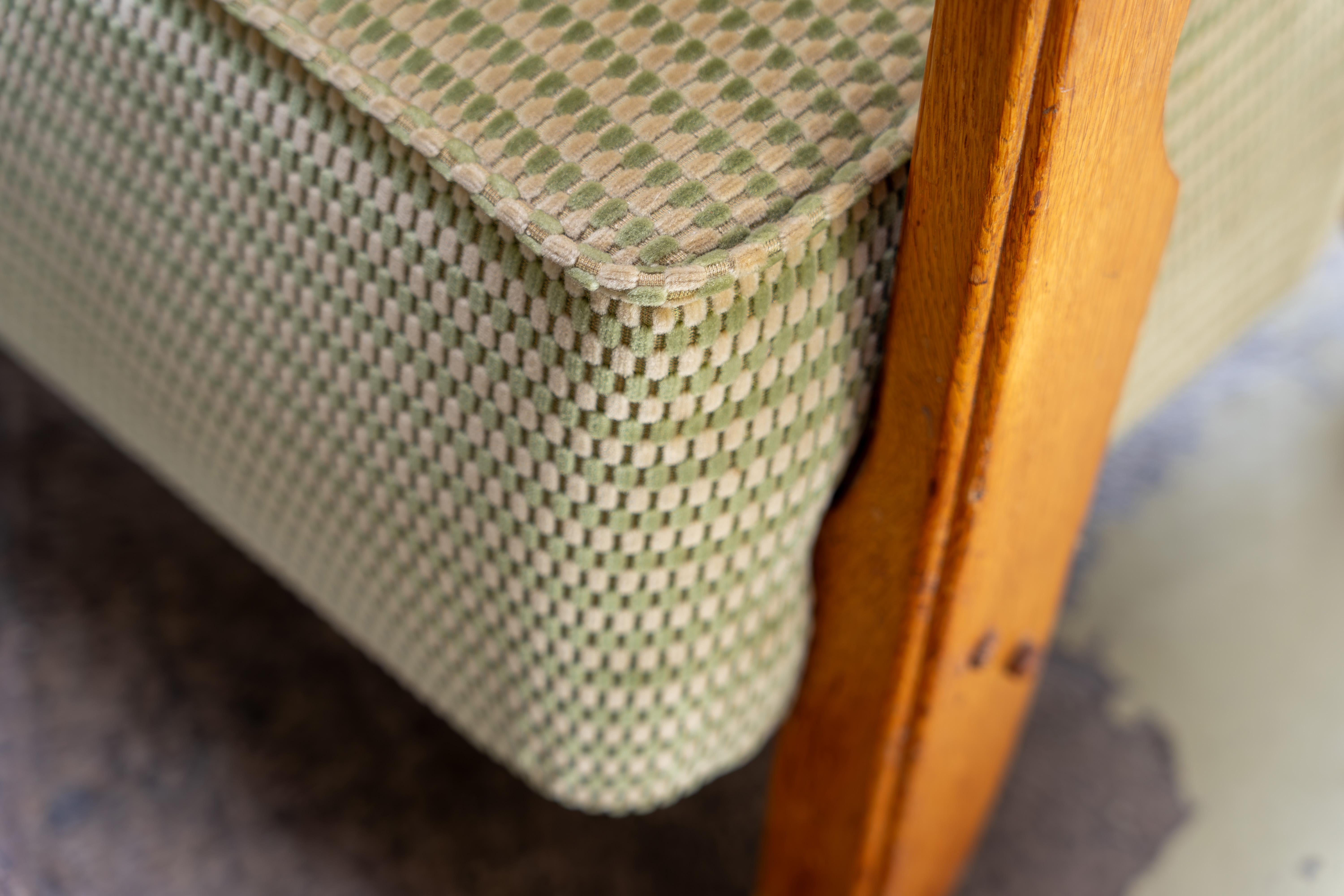 XX secolo Sedia da salotto Highback Oak - Guillerme & Chambron, Votre Maison, Francia, anni '60 in vendita