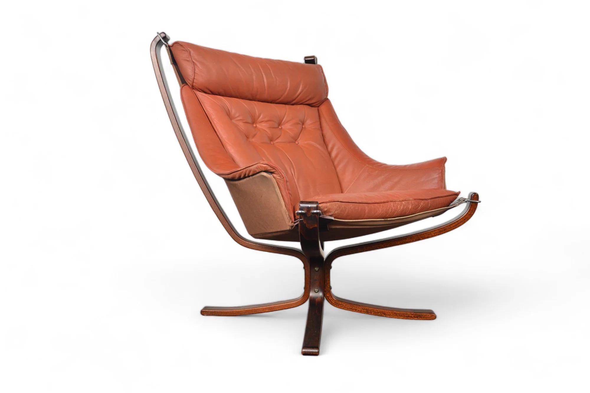 Mid-Century Modern Highback Winged Falcon Chair In Rust Leather For Sale