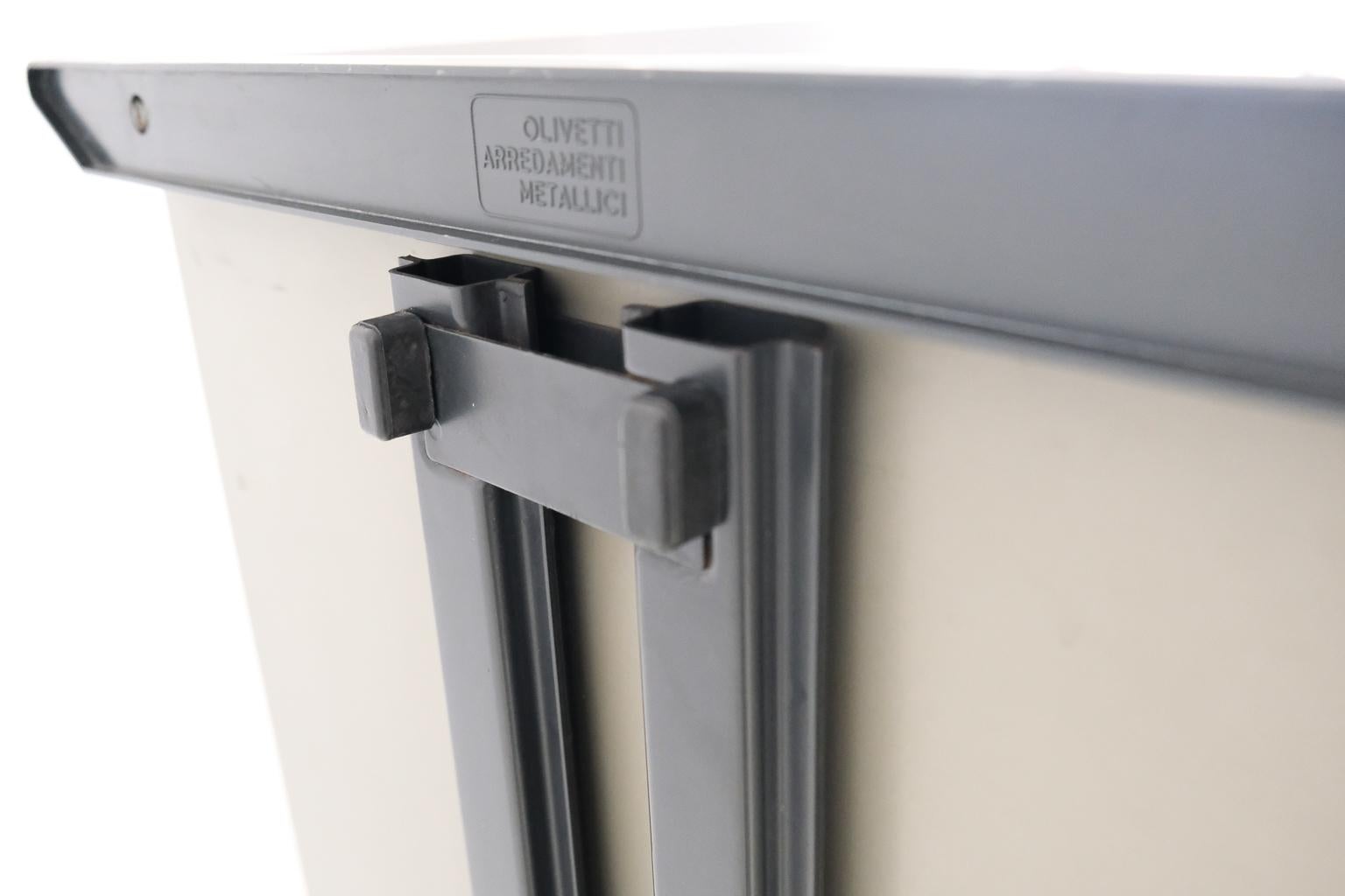 Highboard ARCO Arredamenti Metallici Serie by Studio BBPR for Olivetti, 1963 7