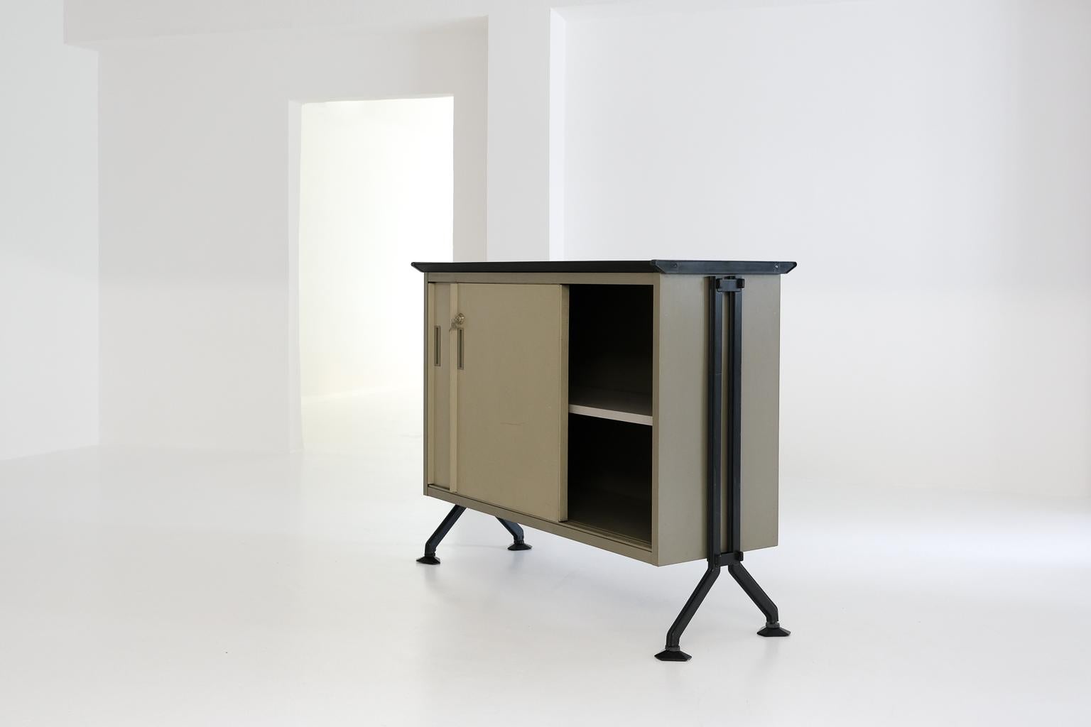 Mid-Century Modern Highboard ARCO Arredamenti Metallici Serie by Studio BBPR for Olivetti, 1963