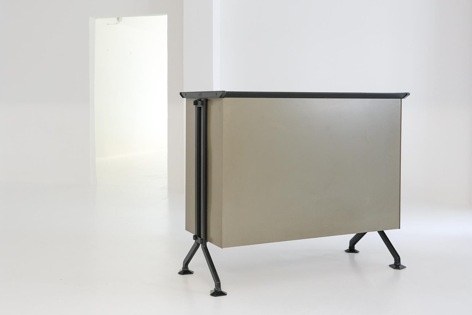 Highboard ARCO Arredamenti Metallici Serie by Studio BBPR for Olivetti, 1963 In Good Condition In Frankfurt am Main, DE