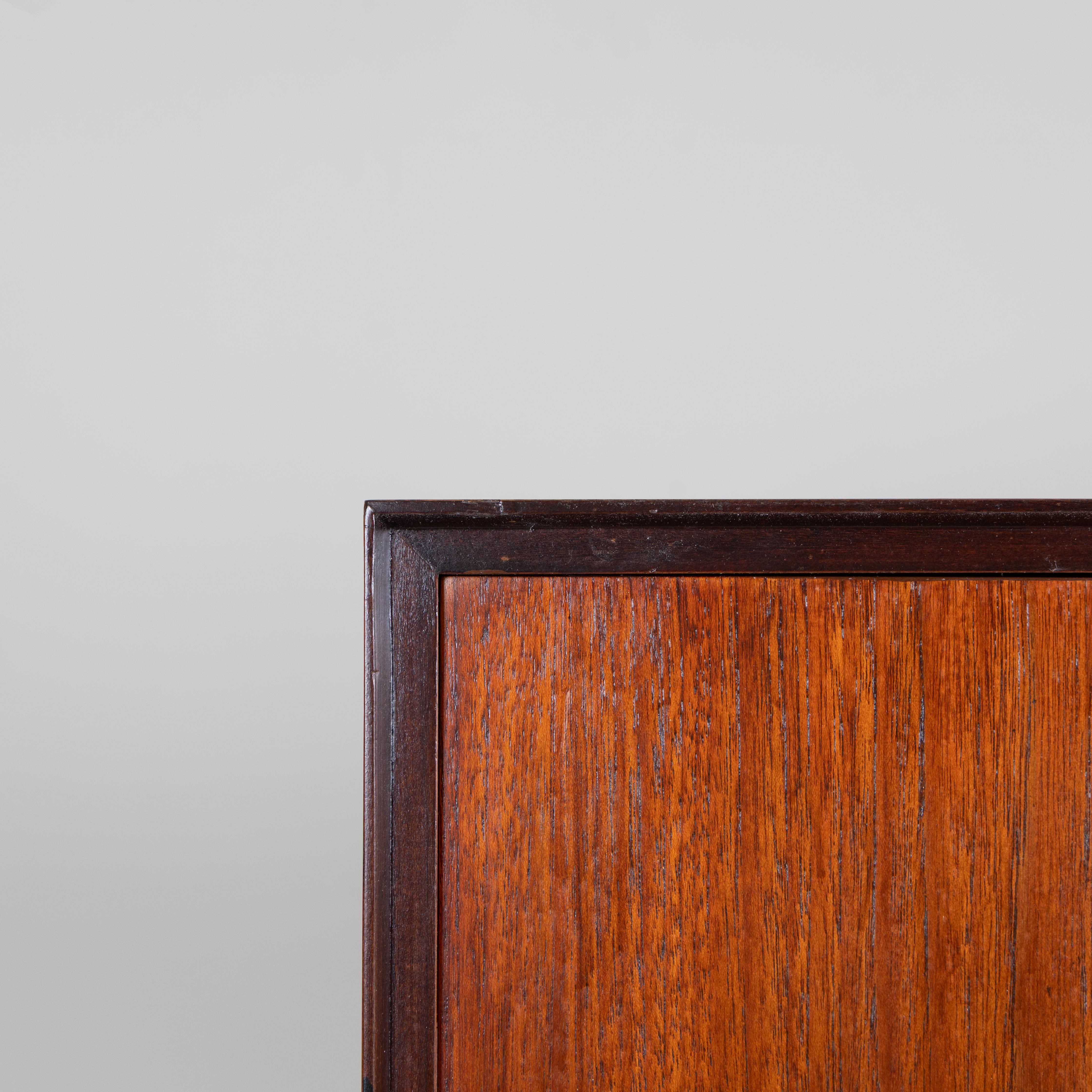 Credenza a ripiani Vittorio Dassi in legno, metà del secolo scorso, Italia 1950 in vendita 7