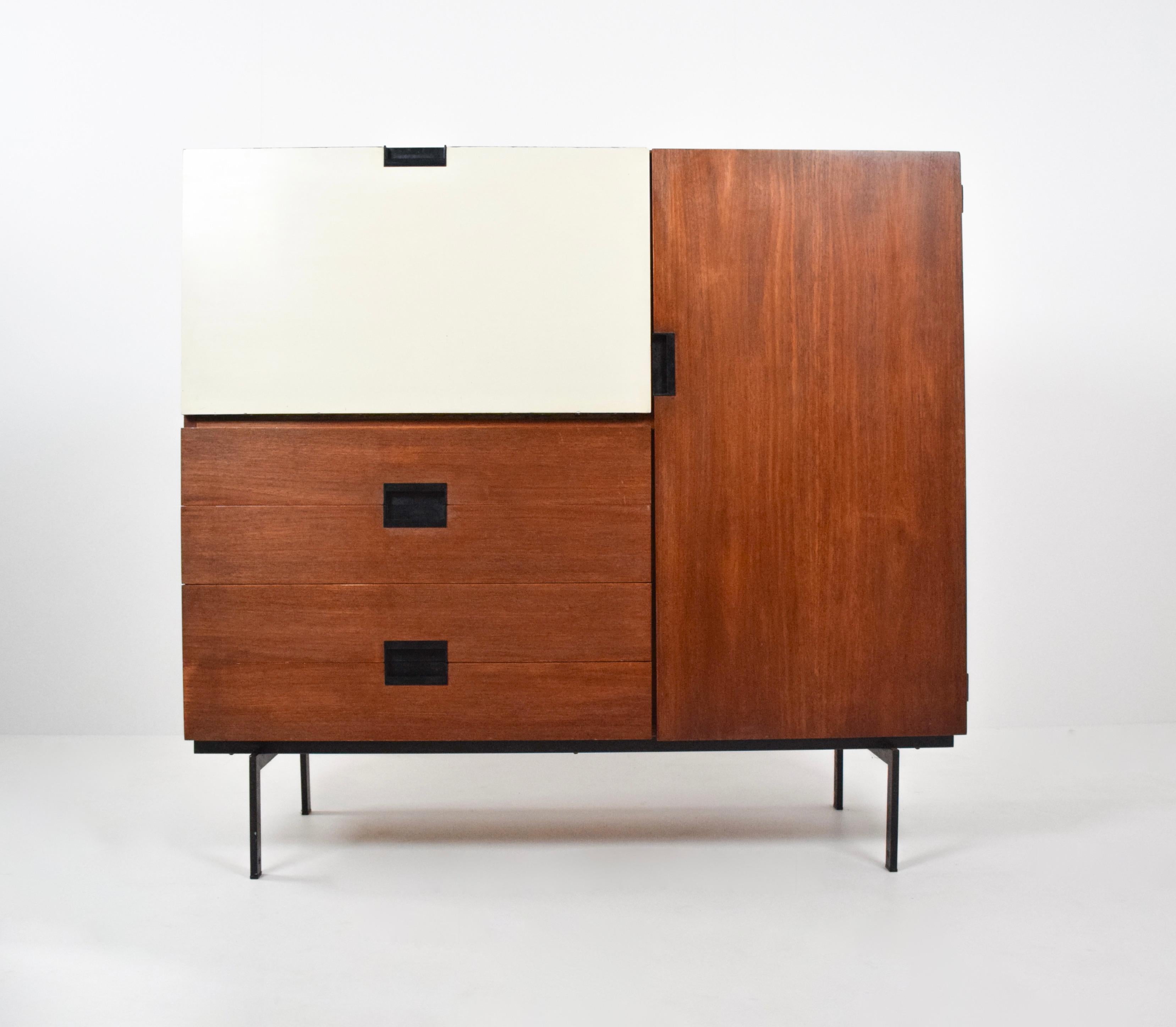 Minimalist Highboard by Dutch Designer Cees Braakman for UMS Pastoe, The Netherlands 1960s. This highboard comes from the very popular 'Japanese Series