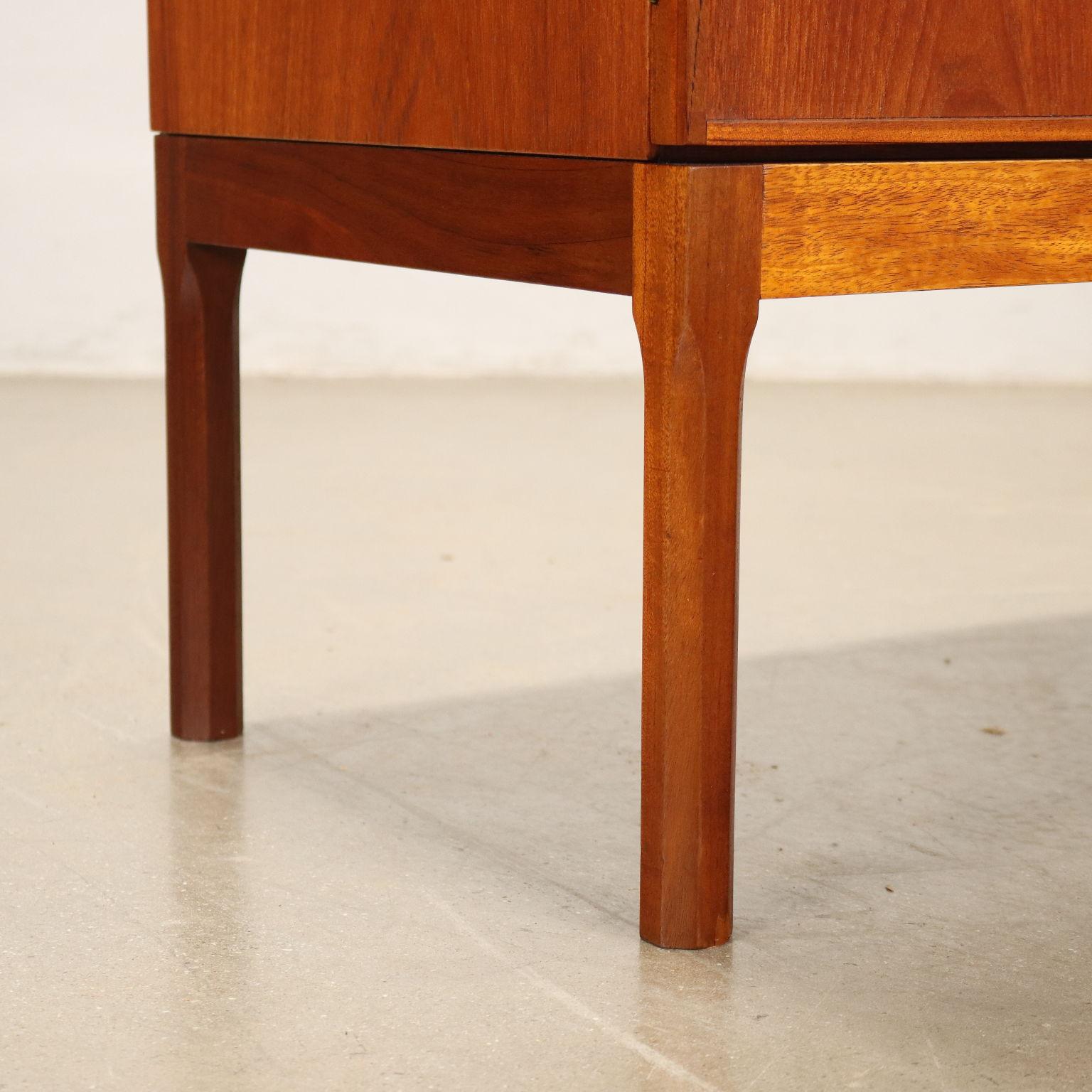 Veneer English 1960s teak highboard with bar compartment