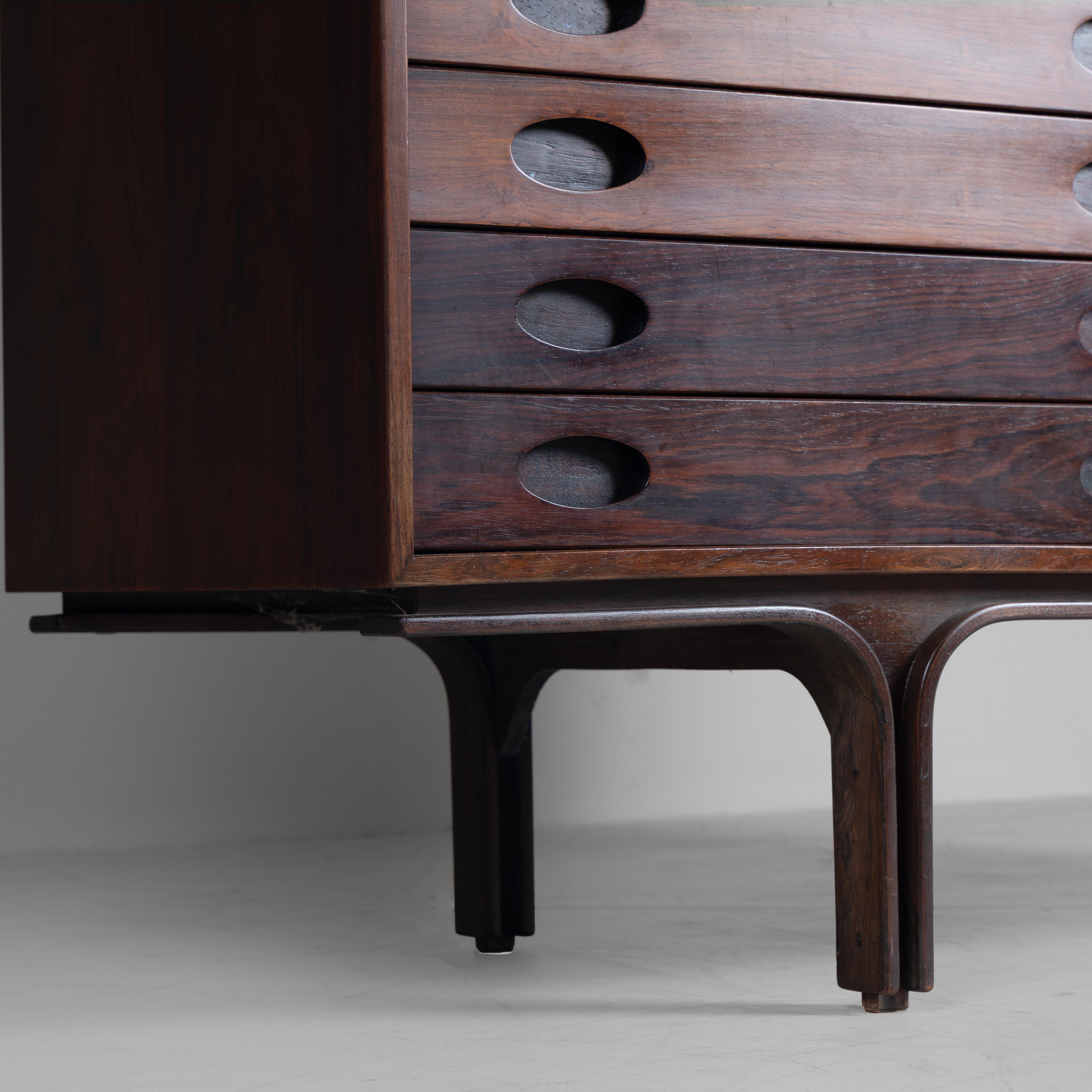 Highboard Mod. 504 Gianfranco Frattini Bernini 1960 Mid-Century Holz (Mid-20th Century) im Angebot