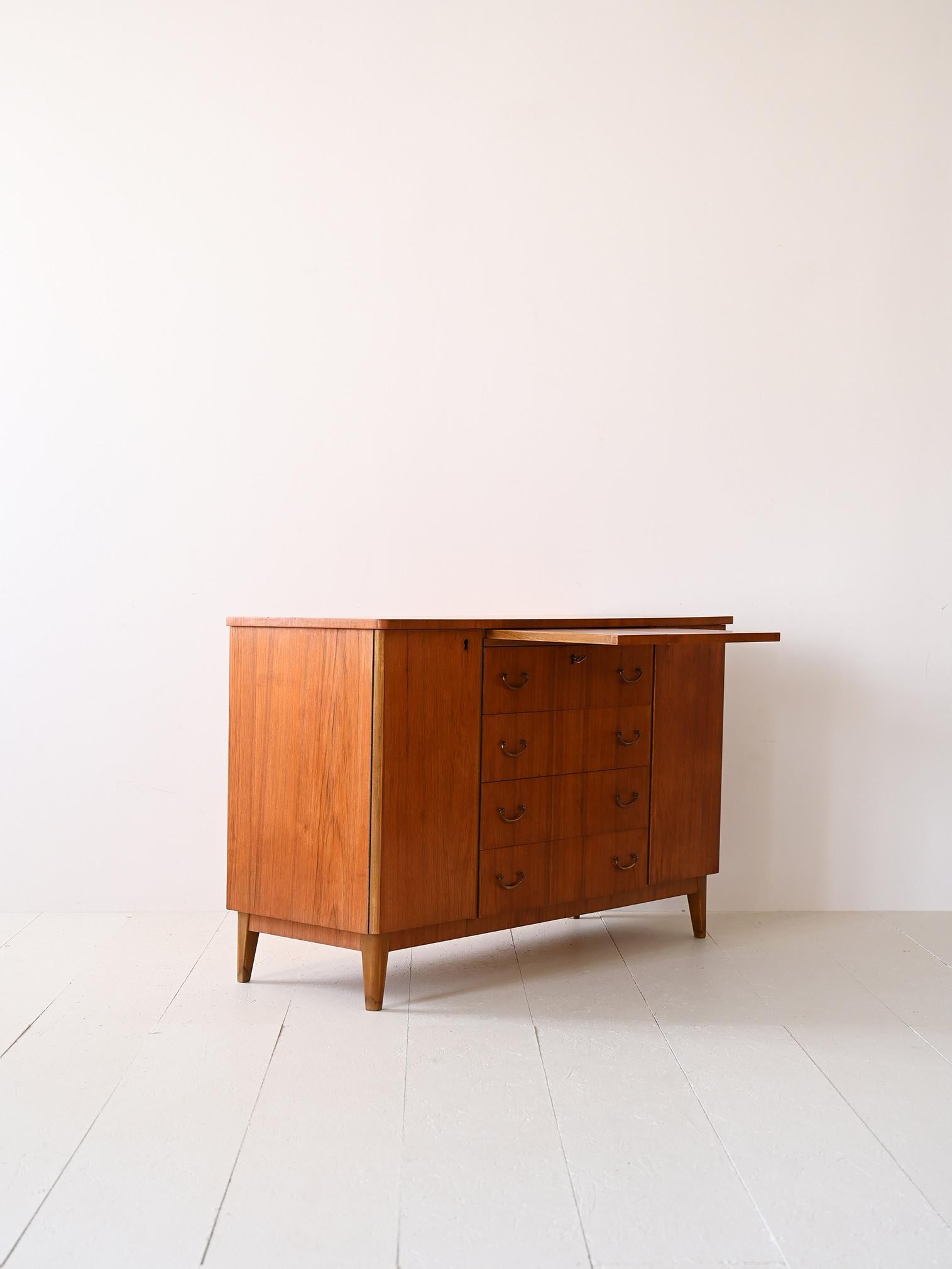 Nordic highboard 1950s In Good Condition For Sale In Brescia, IT