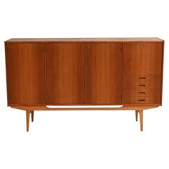 Buffet haut scandinave en teck, années 1950-1960