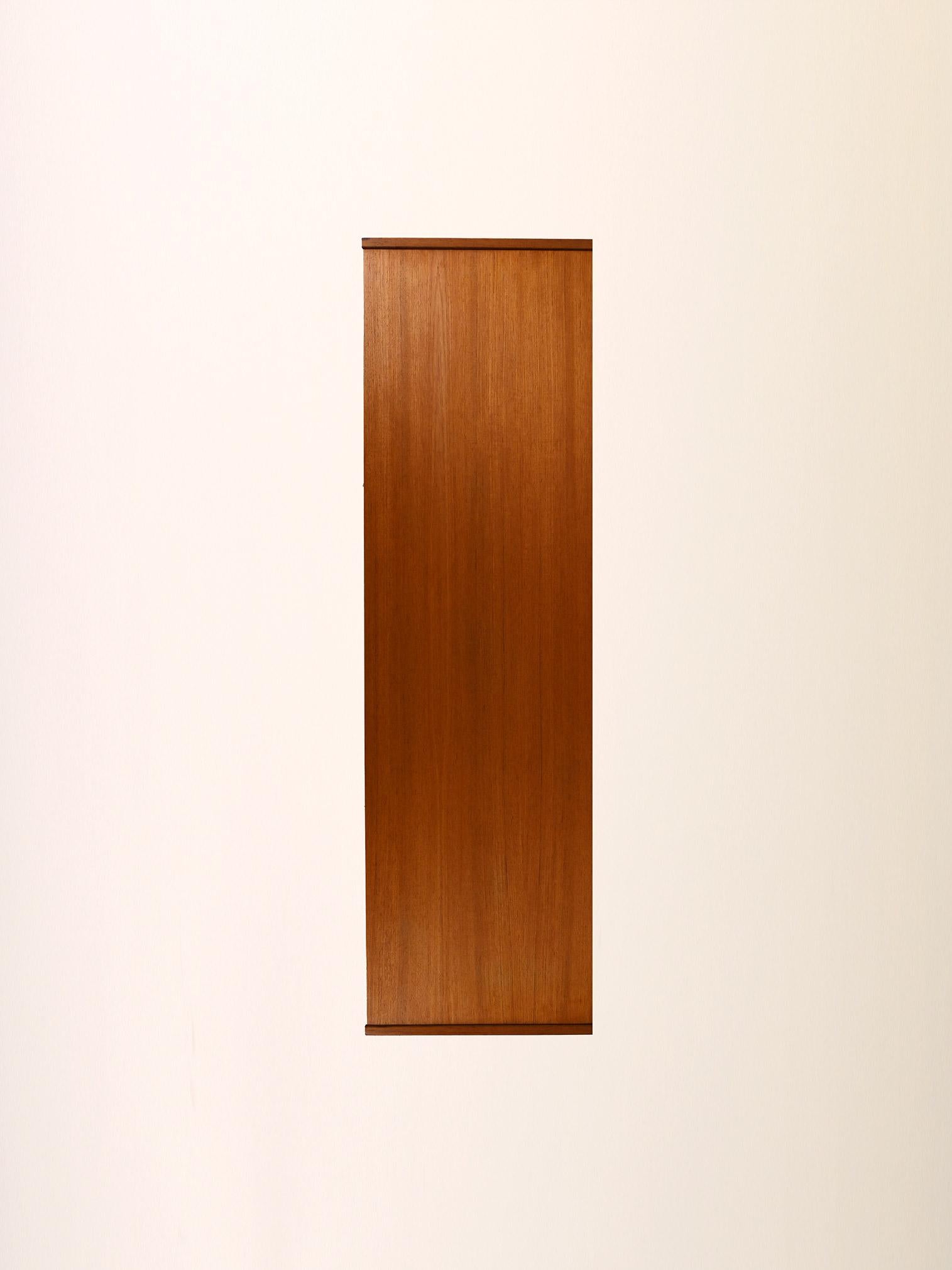 Scandinavian teak highboard with triple compartment For Sale 4