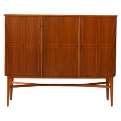 Credenza svedese in teak con ante a battente