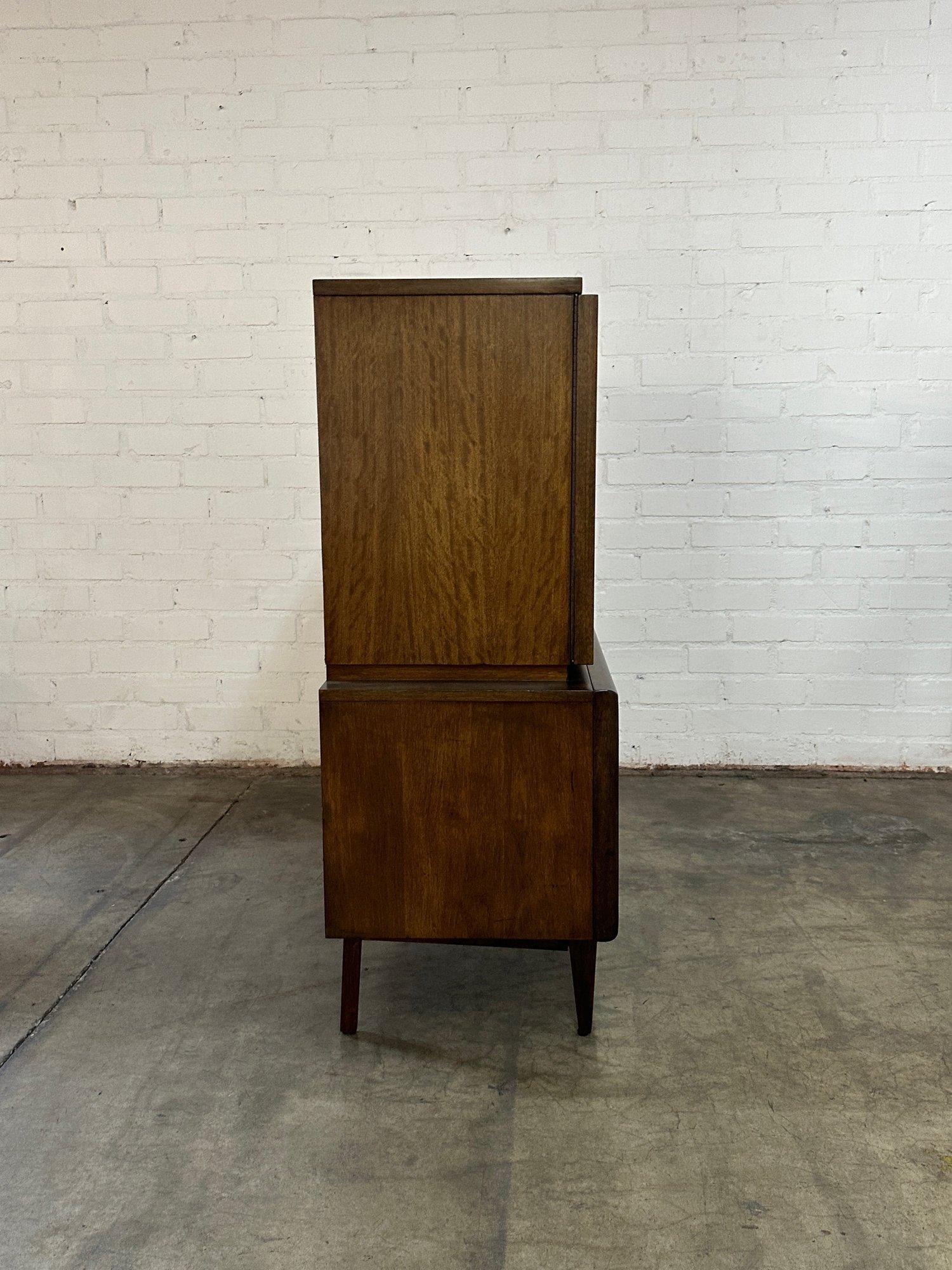 Mid-Century Modern Highboy Dresser by United Furniture For Sale