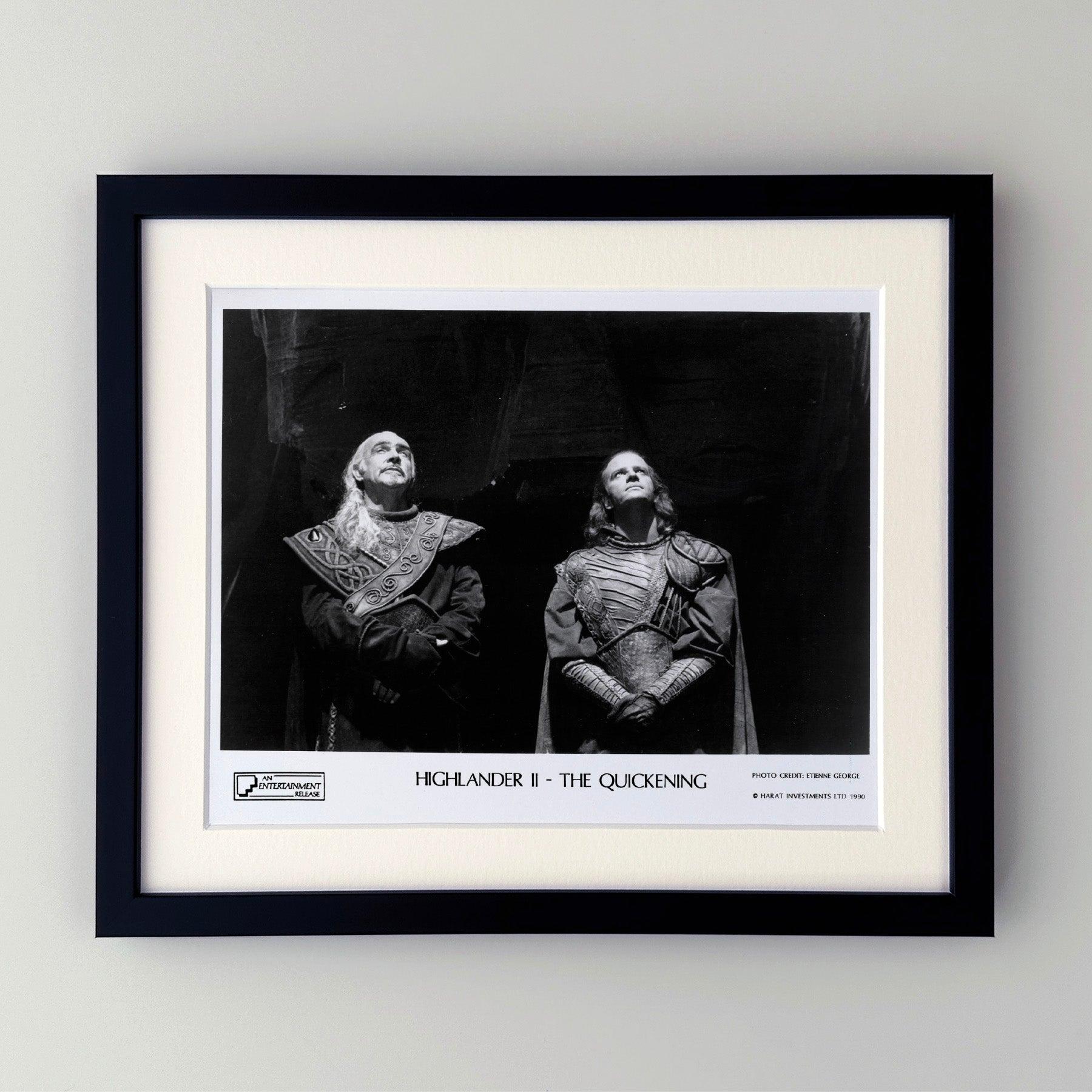 Photo publicitaire originale de 8x10 pouces pour Highlander 2 The Quickening (1991) avec Christophe Lambert et Sean Connery.

Les photos de publicité (film/production) ont été créées pour aider les studios à promouvoir leurs nouveaux films. Les