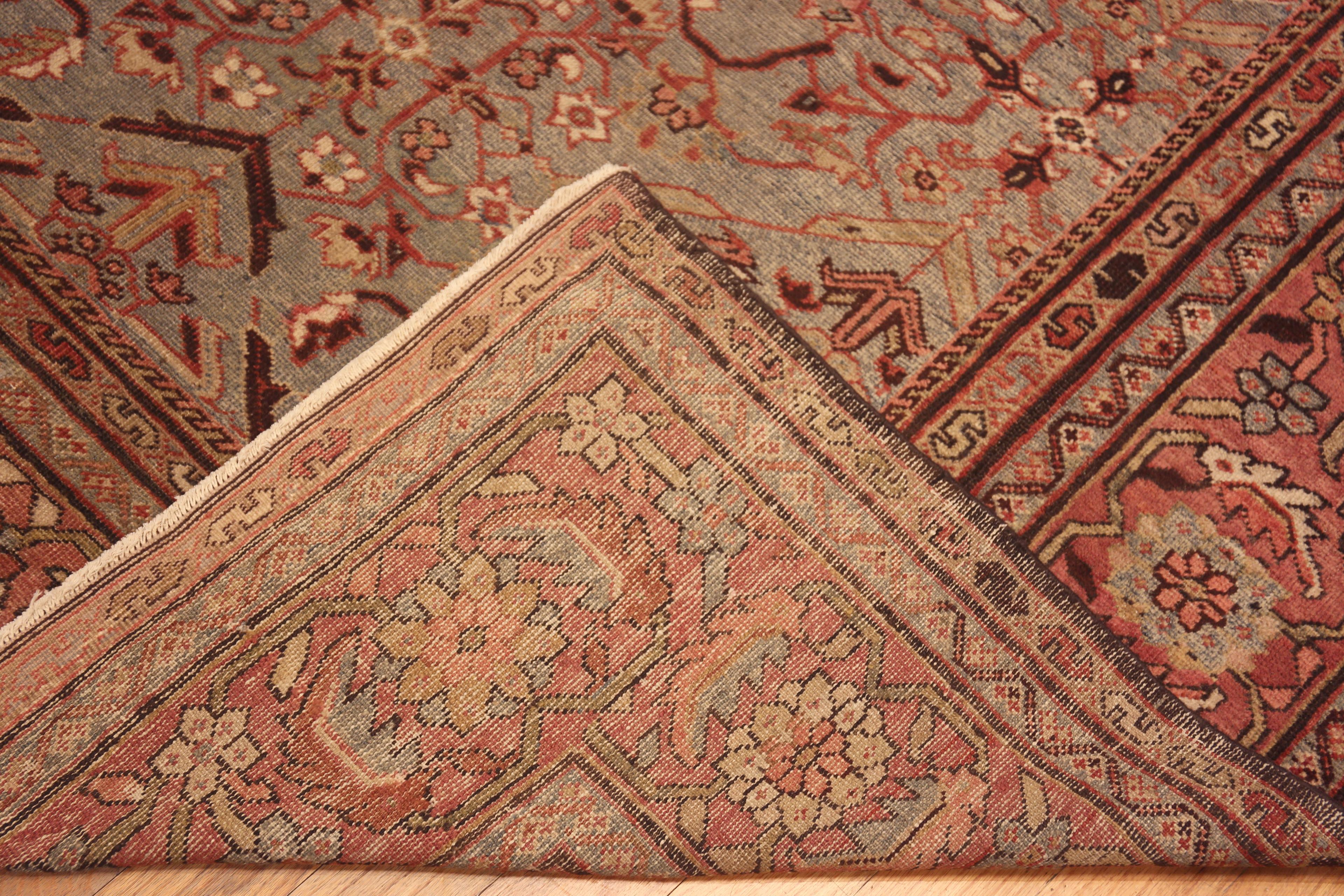 Très Artistique Ancien Tapis Persan Sultanabad à fond bleu clair, pays d'origine : Perse, Circa date : 1900