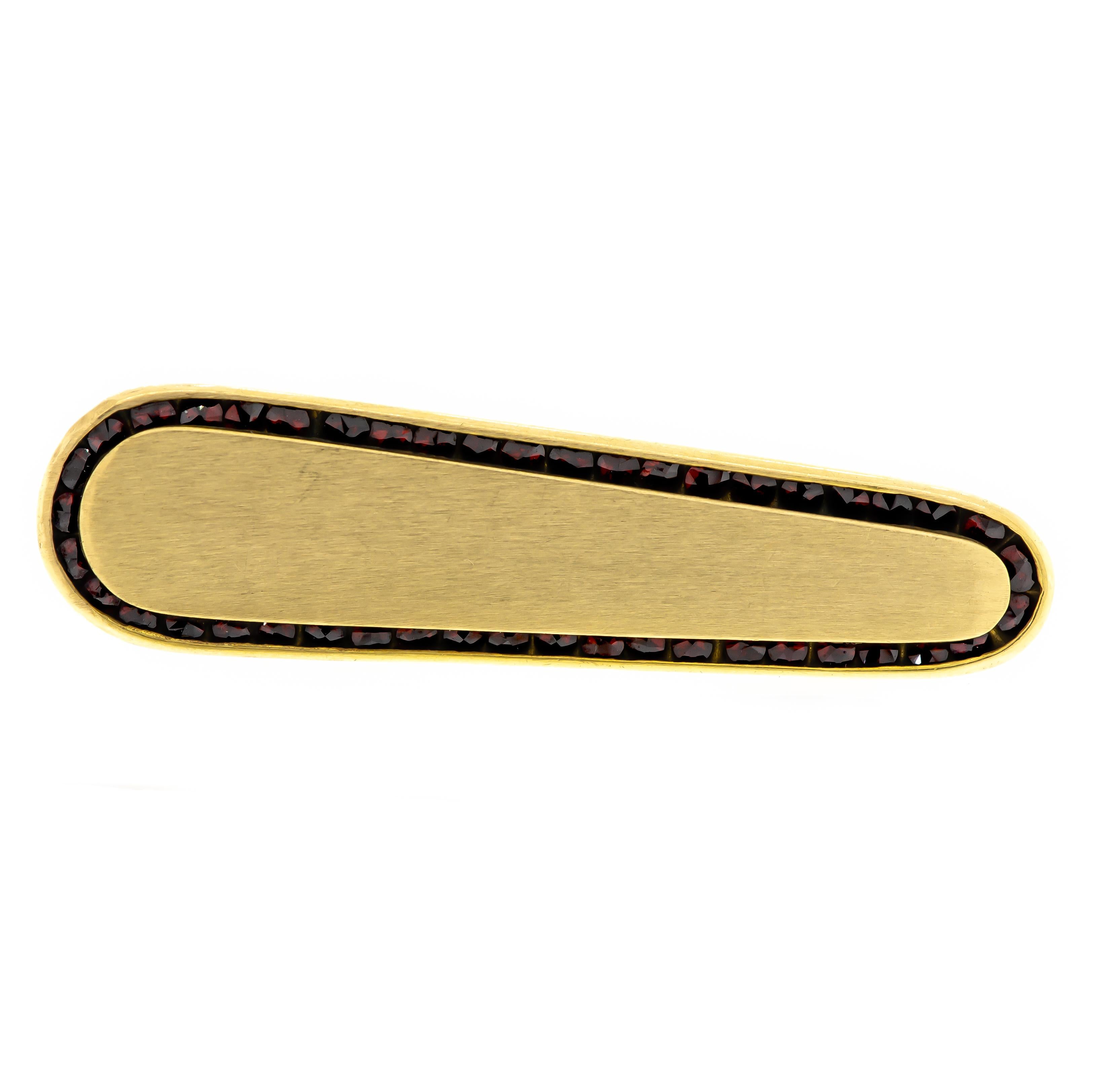 Highly Attractive Midcentury Garnet 14 Karat Yellow Gold Lucien Piccard Tie Clip