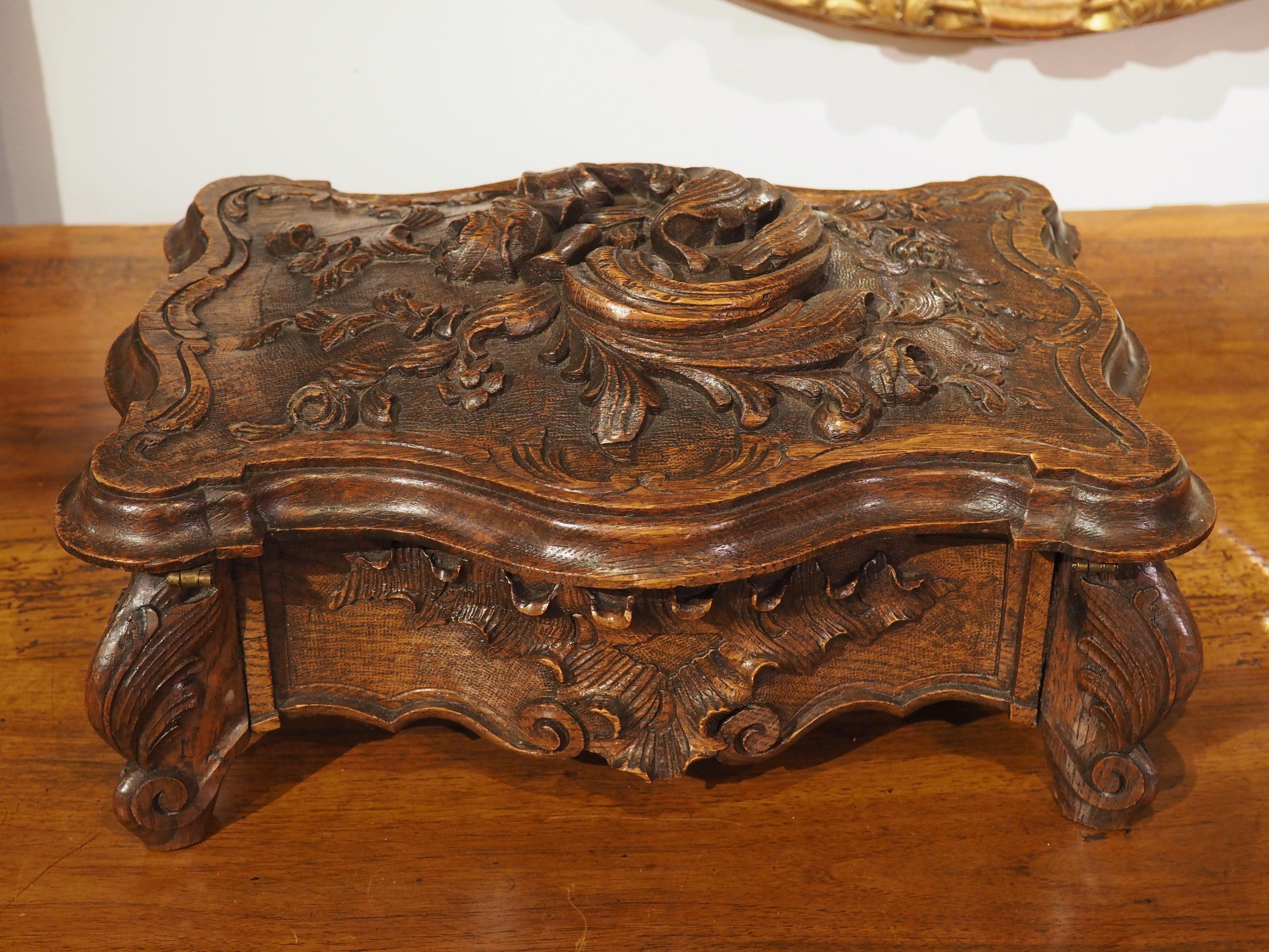 Highly Carved Antique French Oak Jewelry Box, Circa 1880 3