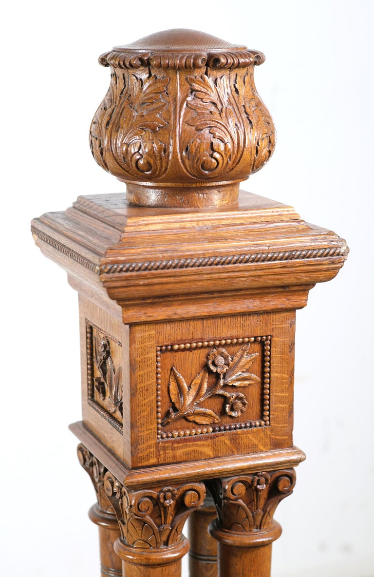 Highly Carved Oak 4 Corinthian Columns Newel Post Swags For Sale at 1stDibs
