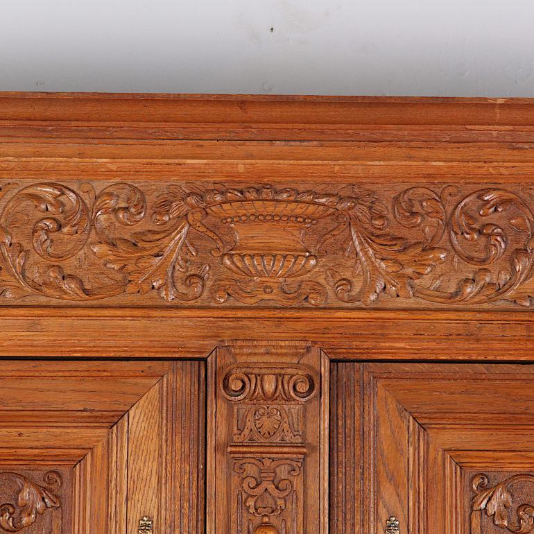 Highly Carved Oak Renaissance Revival Cabinet, circa 1900 2