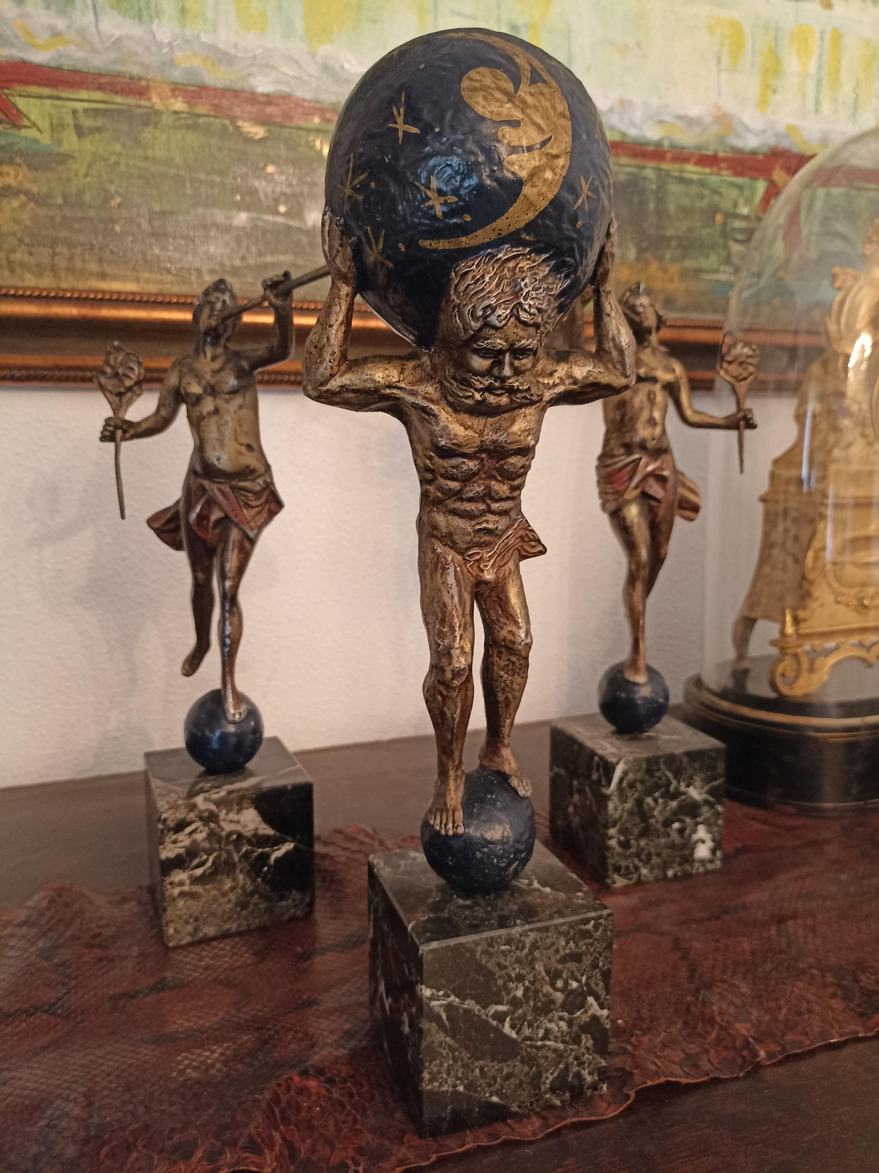 Highly Decorative 18th Century Cold Painted Solid Bronze Atlas Figure &Cherubs In Distressed Condition For Sale In Palma de mallorca, IB