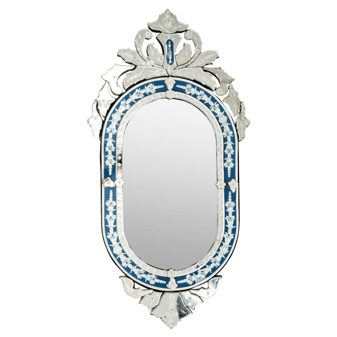Espejo de cristal veneciano del siglo XIX muy decorativo