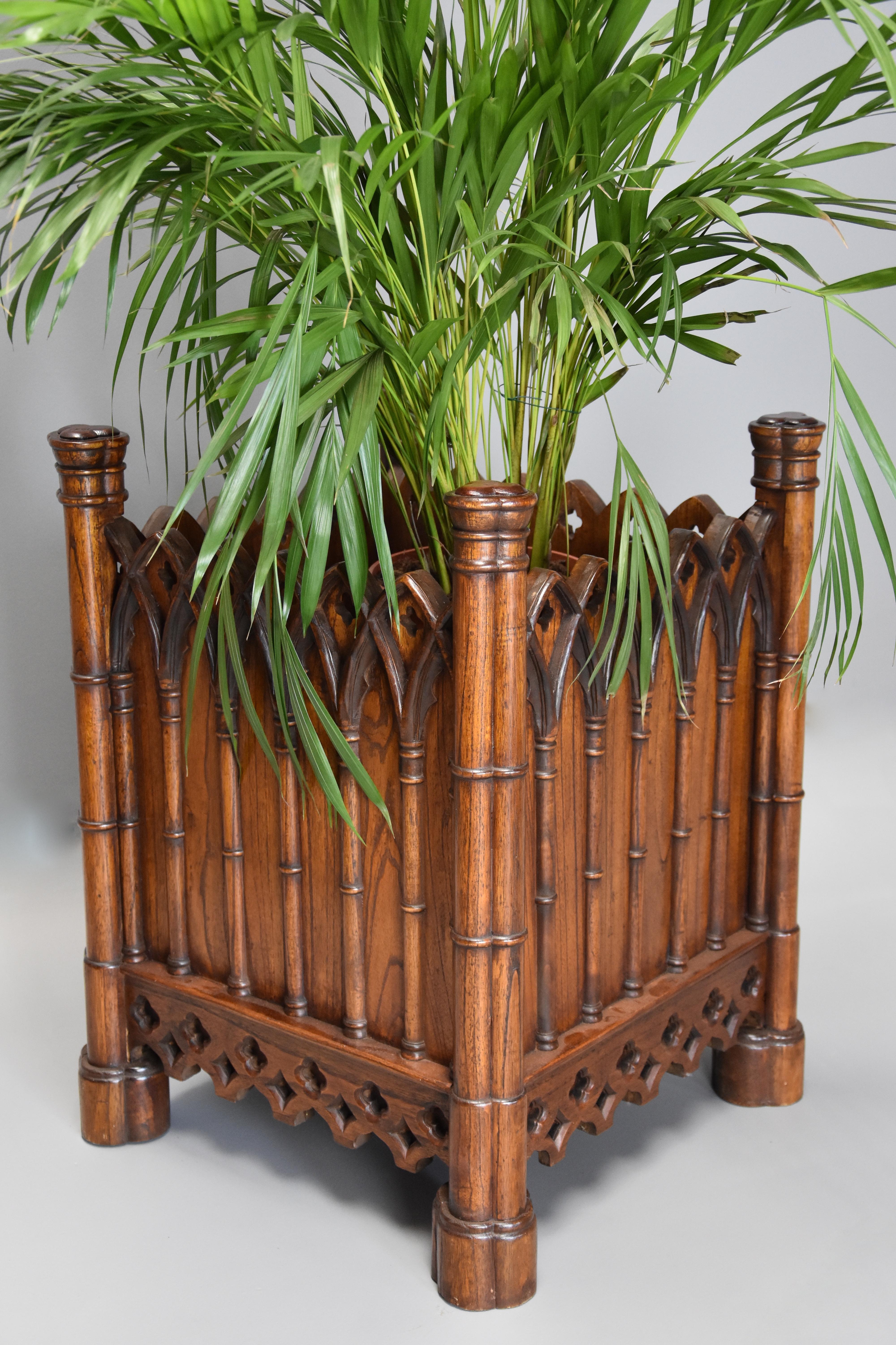 Late 20th Century Highly Decorative Elm Gothic Style Planter For Sale