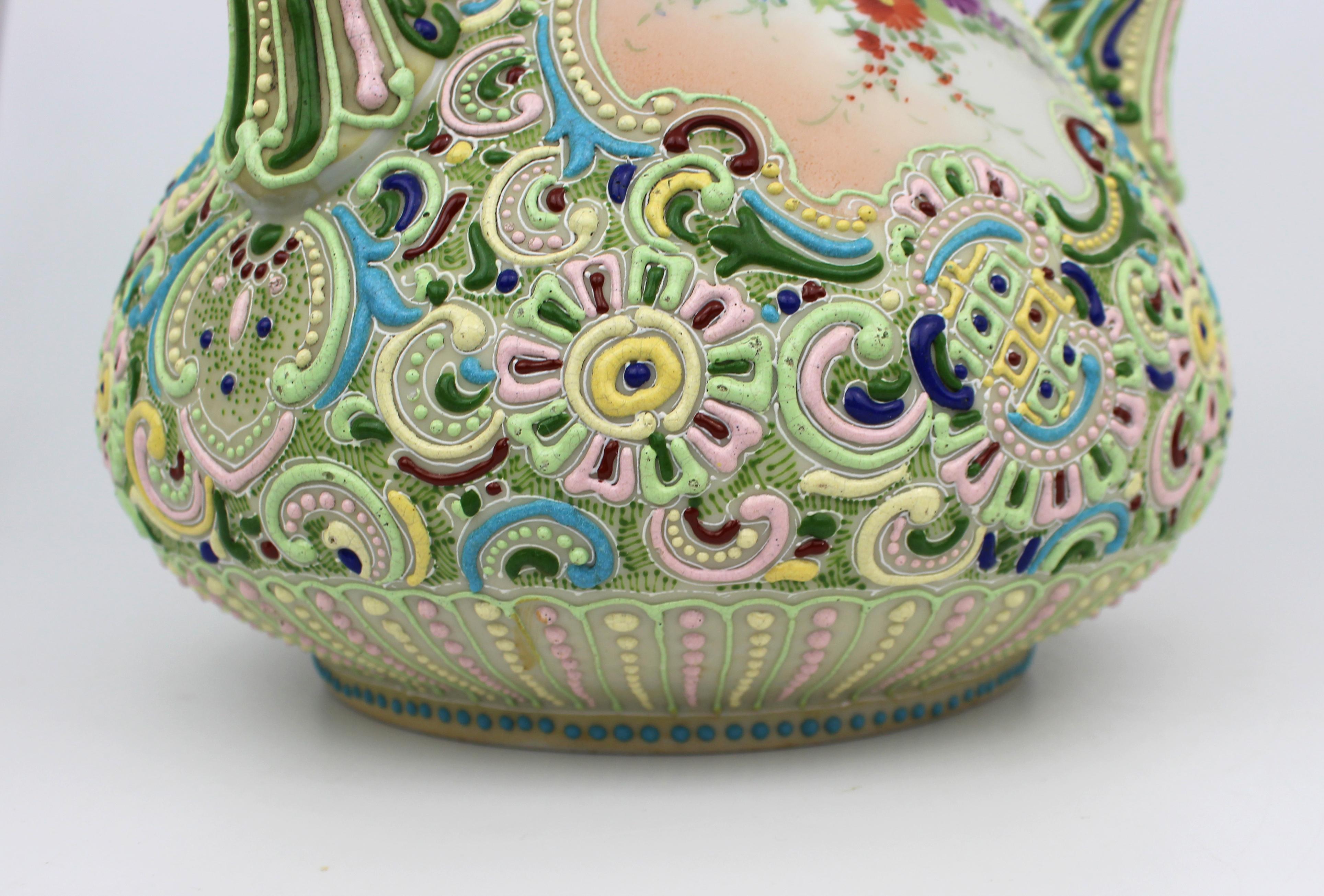 Highly Decorative French Enamelled Vase, Attributed to Samson of Paris, c.1880 For Sale 5