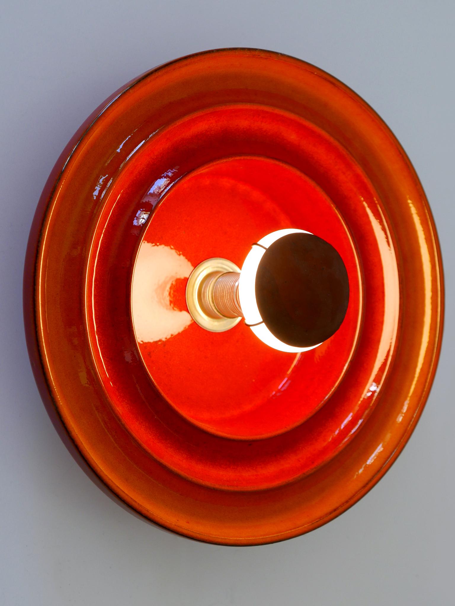 Highly Decorative Mid Century Modern Ceramic Sconce or Wall Light Germany 1960s In Good Condition For Sale In Munich, DE