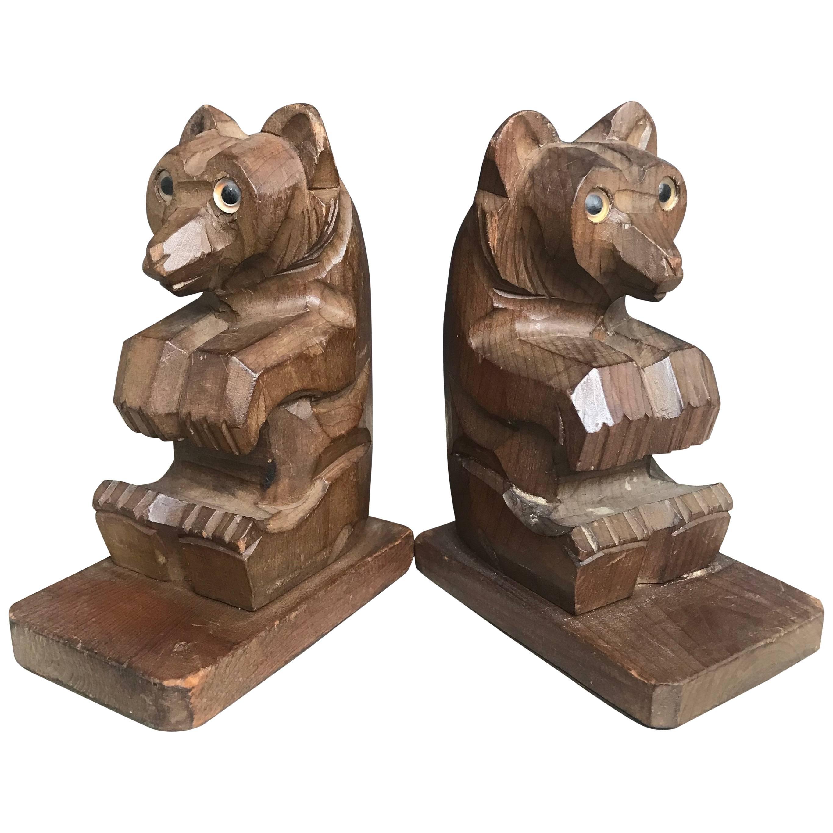 Highly Decorative Pair of Hand-Carved Art Deco Era, Wooden Sitting Bear Bookends