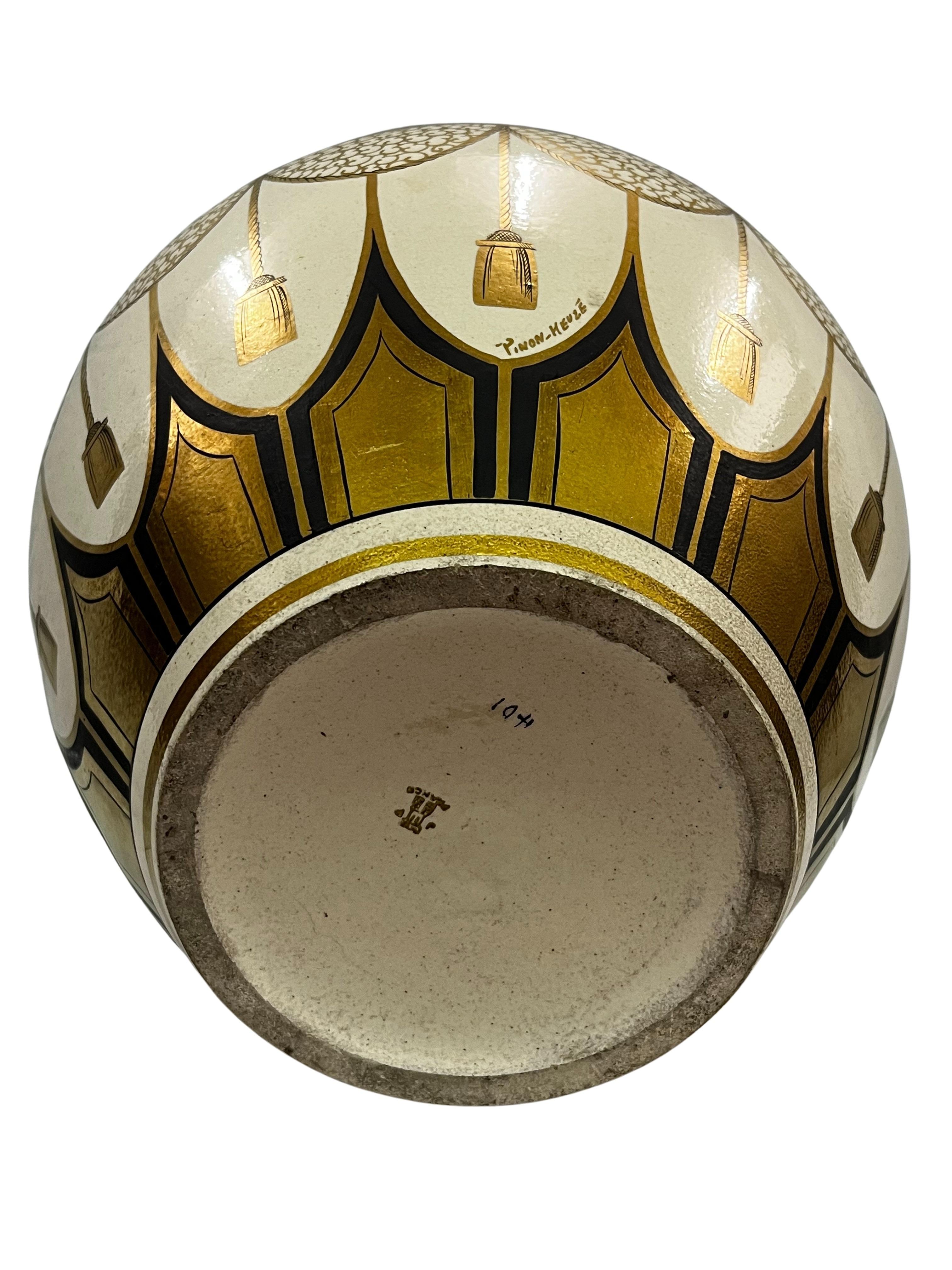 Highly decorative vase, hand painted, Art Deco, Pinon-Heuzé, 1920s France im Angebot 4