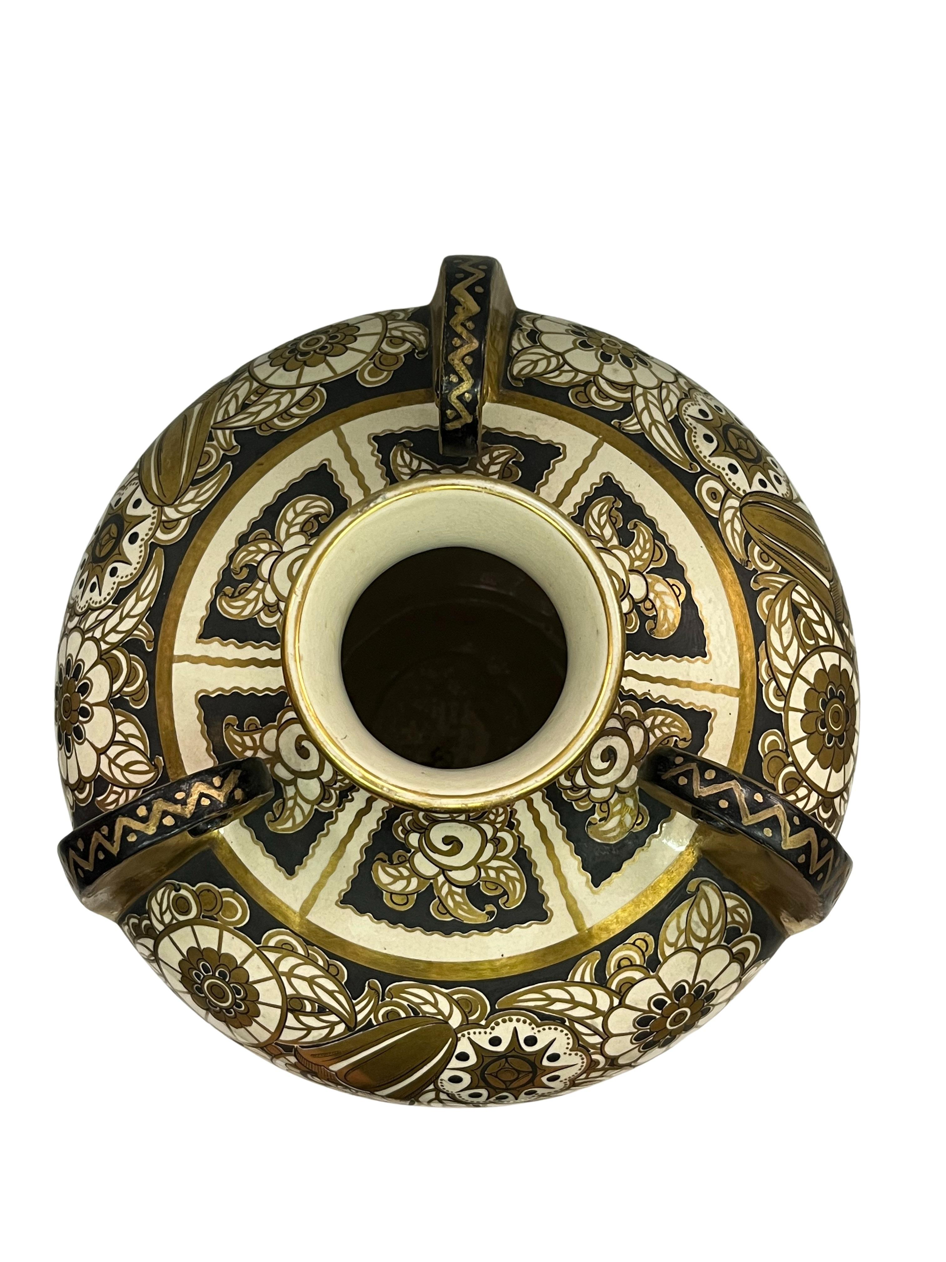 Highly decorative vase, hand painted, Art Deco, Pinon-Heuzé, 1920s France (Keramik) im Angebot