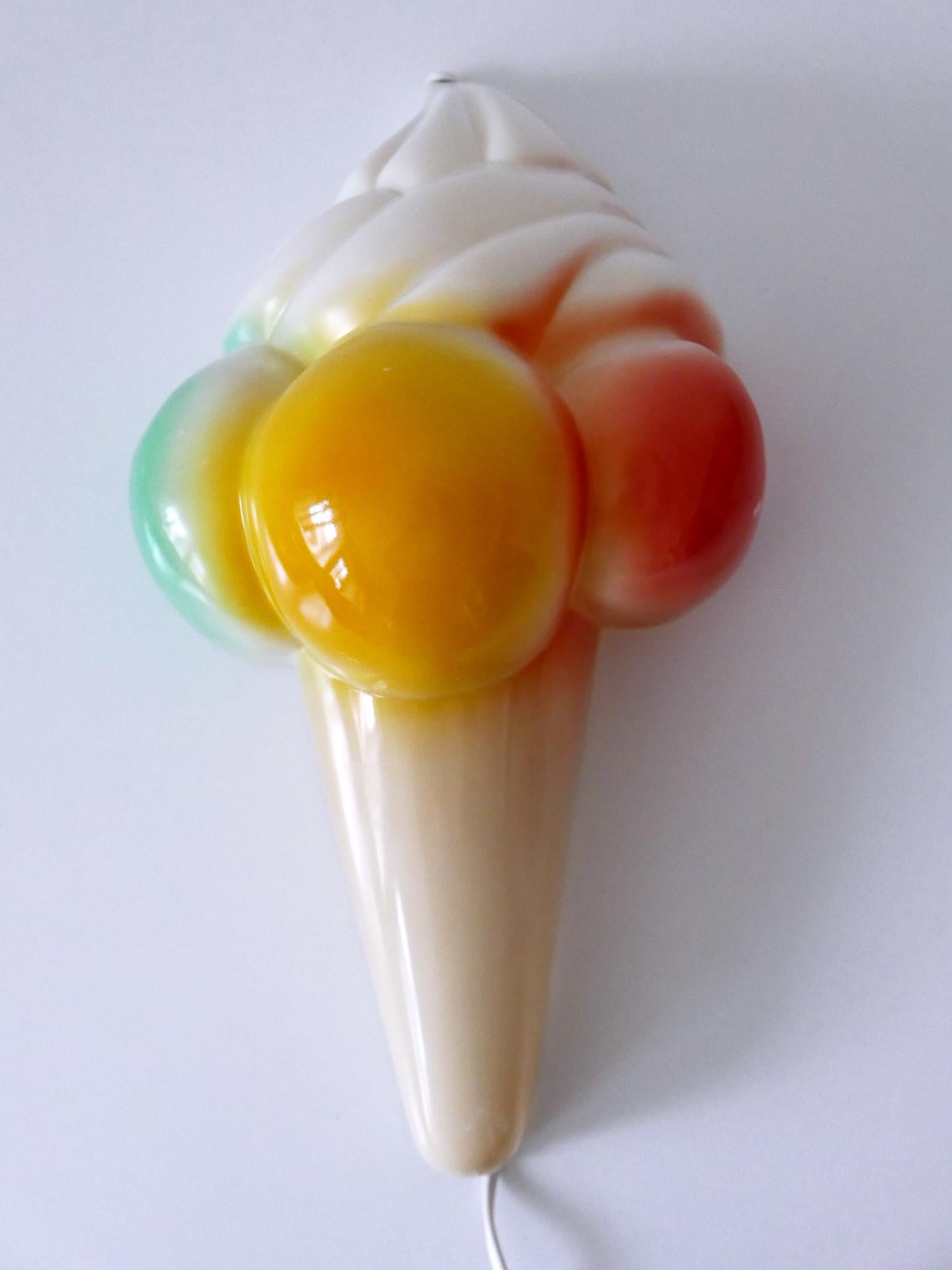 Applique a cono per gelato d'epoca, altamente decorative, Germania anni 80 in vendita 7
