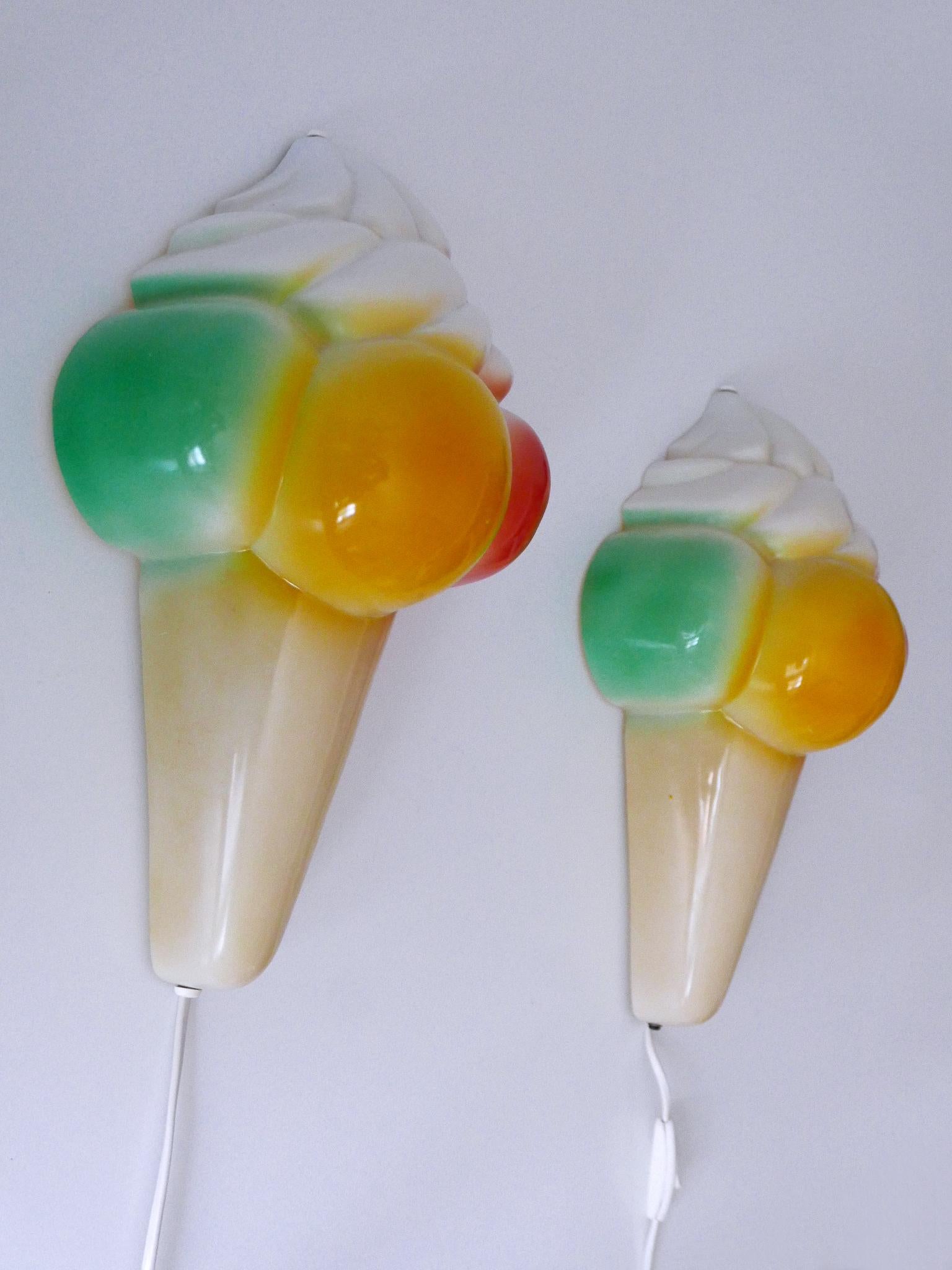 Metallo Applique a cono per gelato d'epoca, altamente decorative, Germania anni 80 in vendita